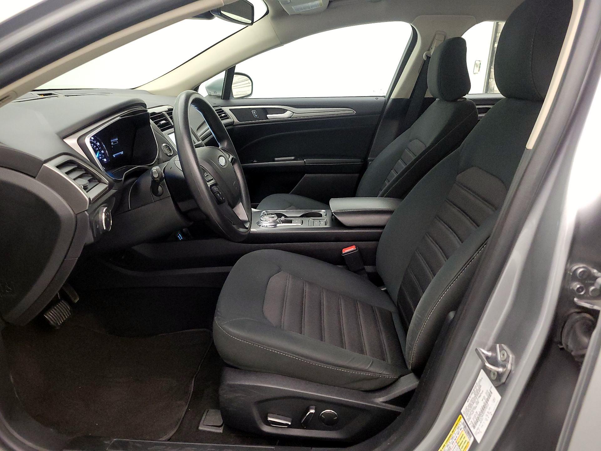 Thumbnail: 2020 Ford Fusion - 11