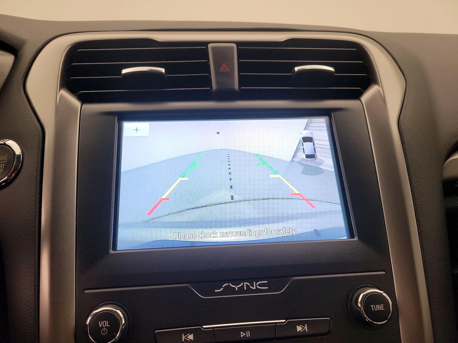 Thumbnail: 2020 Ford Fusion - 14