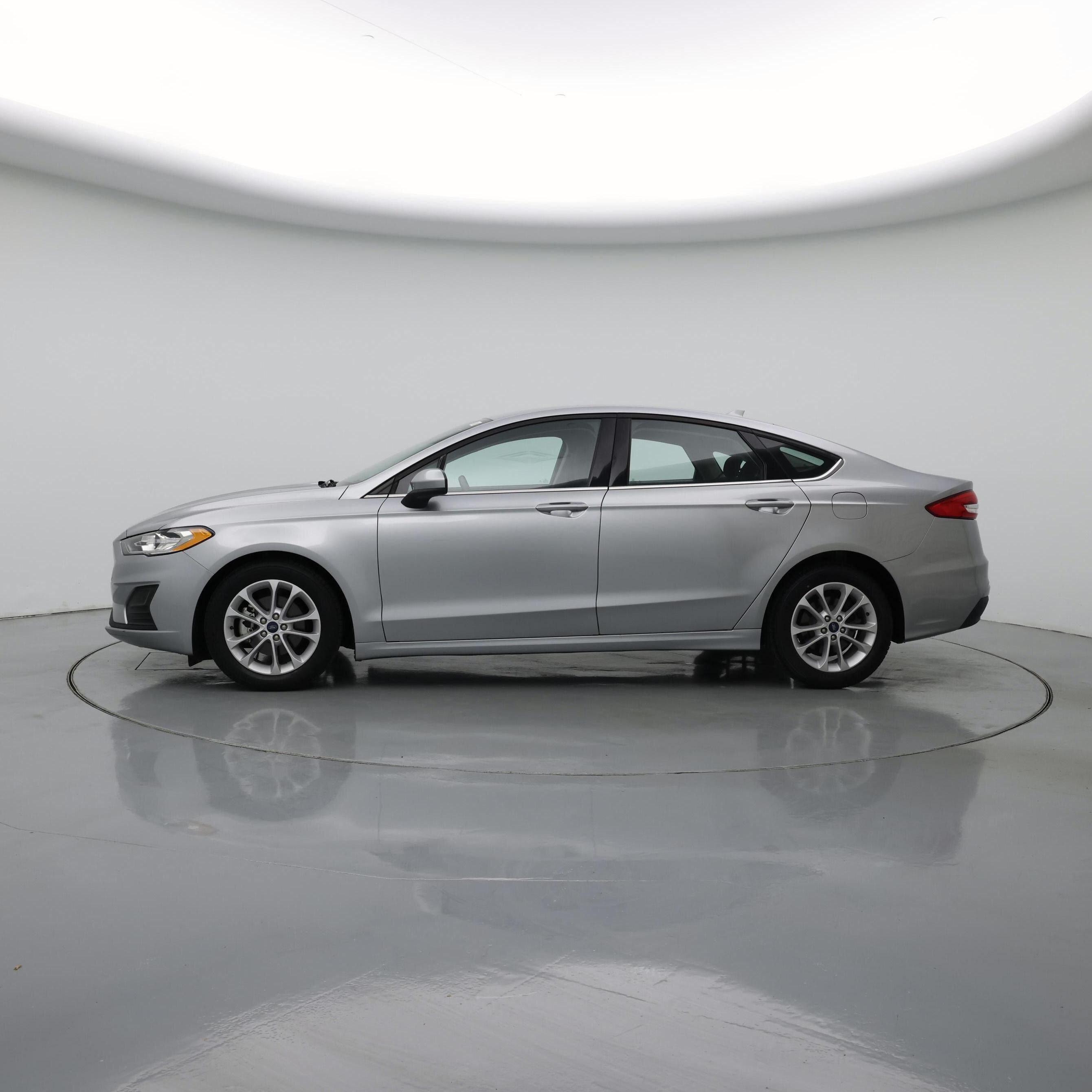 Thumbnail: 2020 Ford Fusion - 3