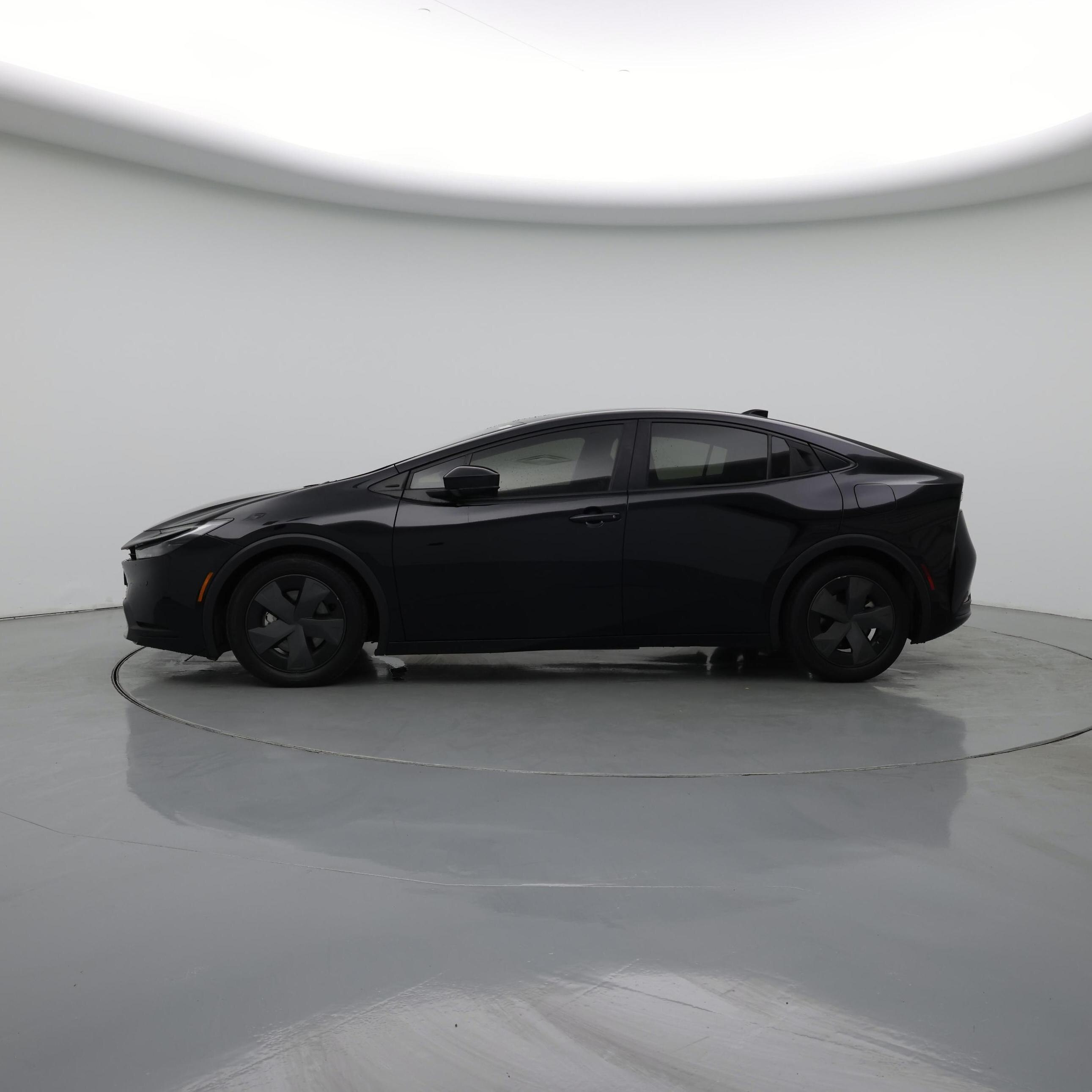 Thumbnail: 2023 Toyota Prius Prime - 3