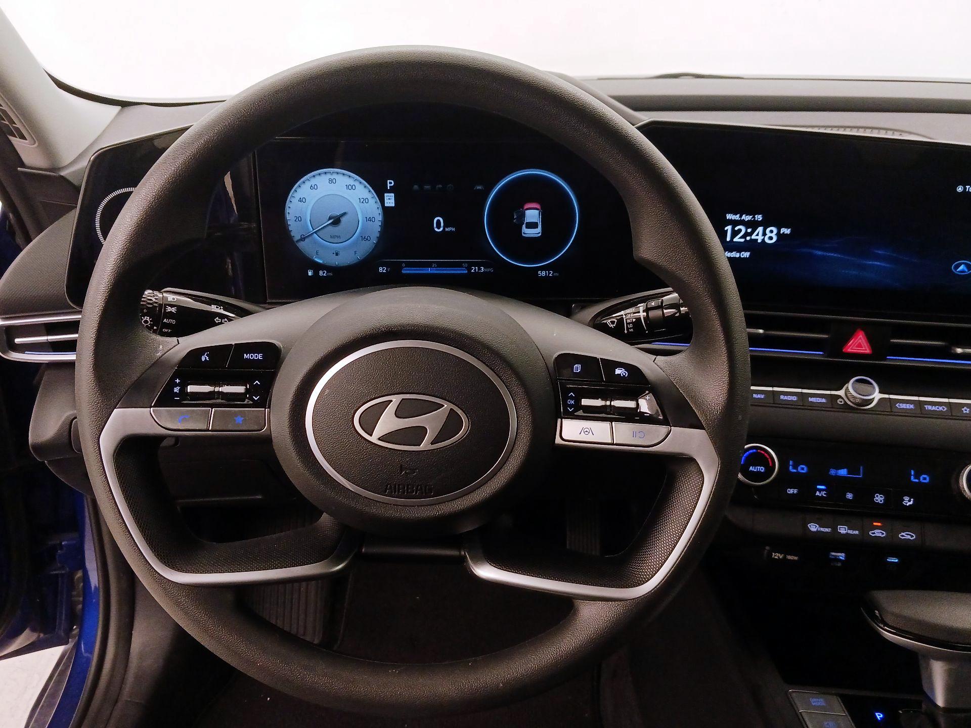 Thumbnail: 2024 Hyundai Elantra - 10