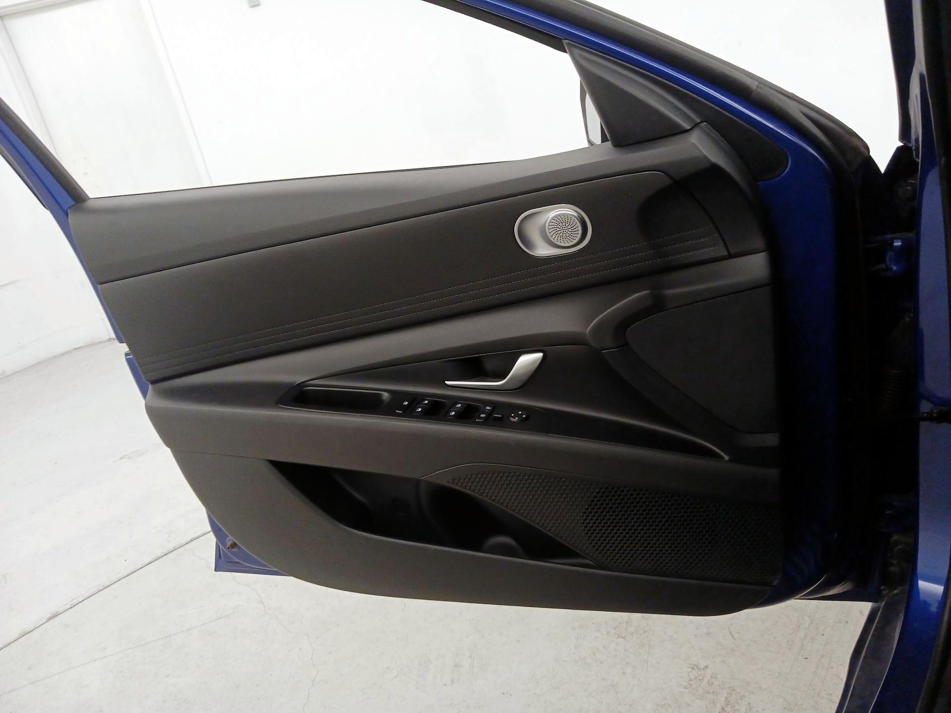 Thumbnail: 2024 Hyundai Elantra - 12