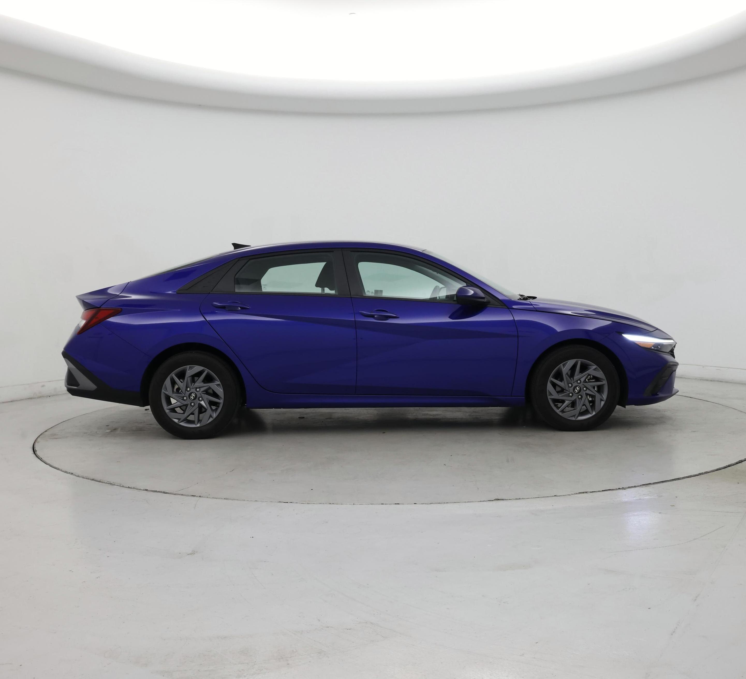 Thumbnail: 2024 Hyundai Elantra - 7