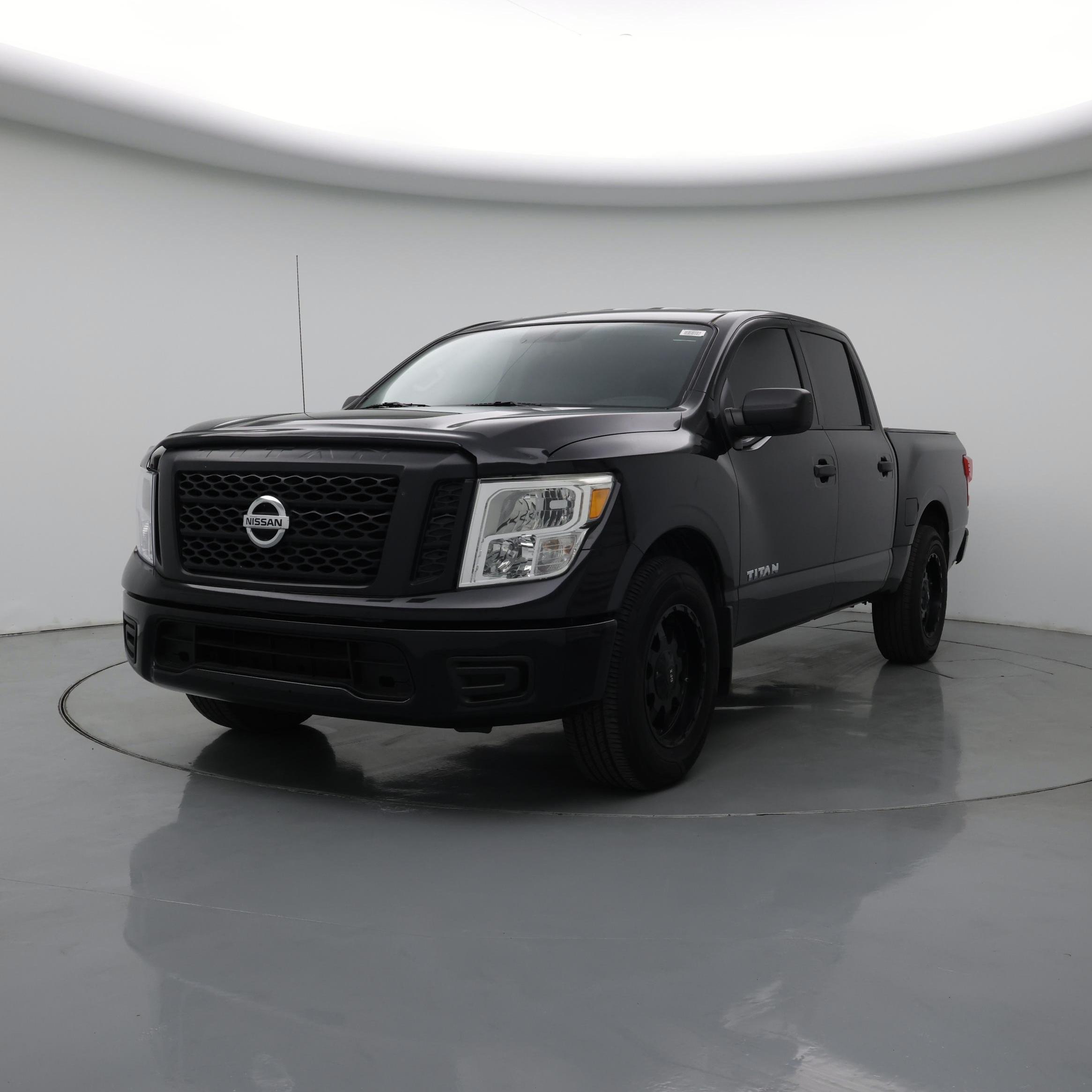 Thumbnail: 2018 Nissan Titan - 4