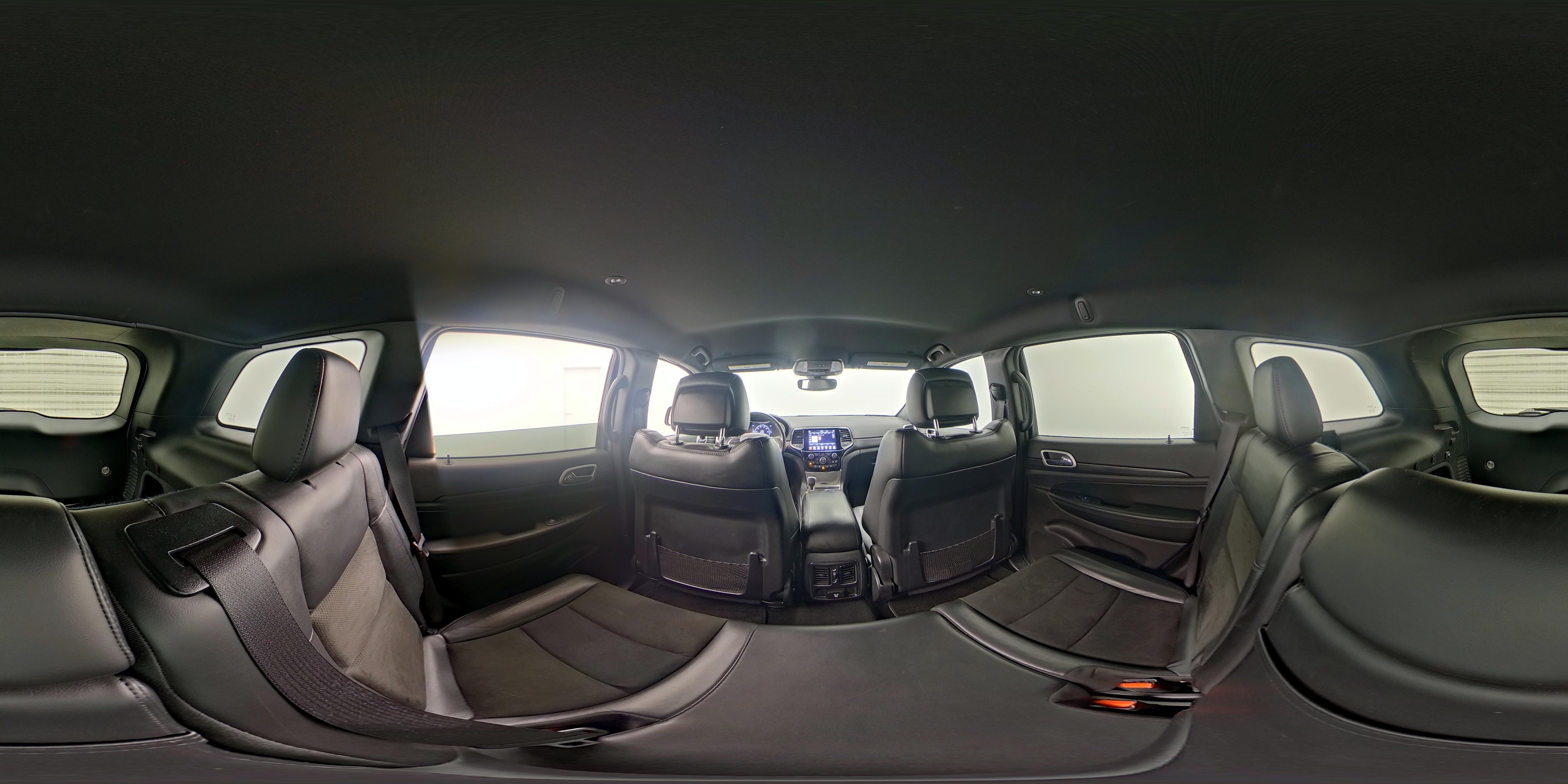 2020 Jeep Grand Cherokee Altitude - Photo 26