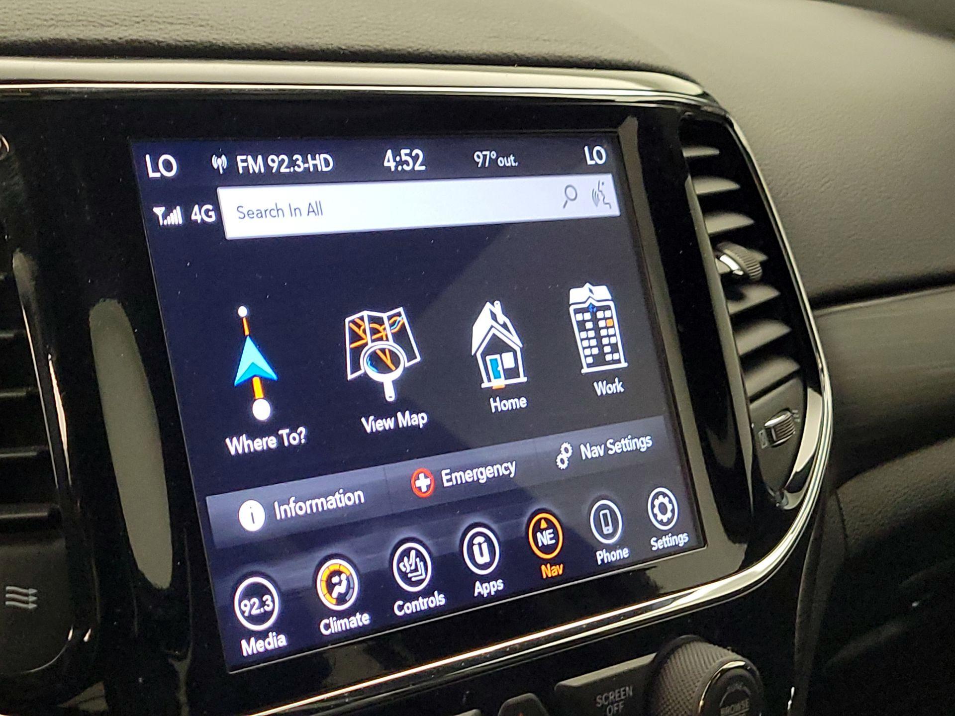 Thumbnail: 2020 Jeep Grand Cherokee - 14