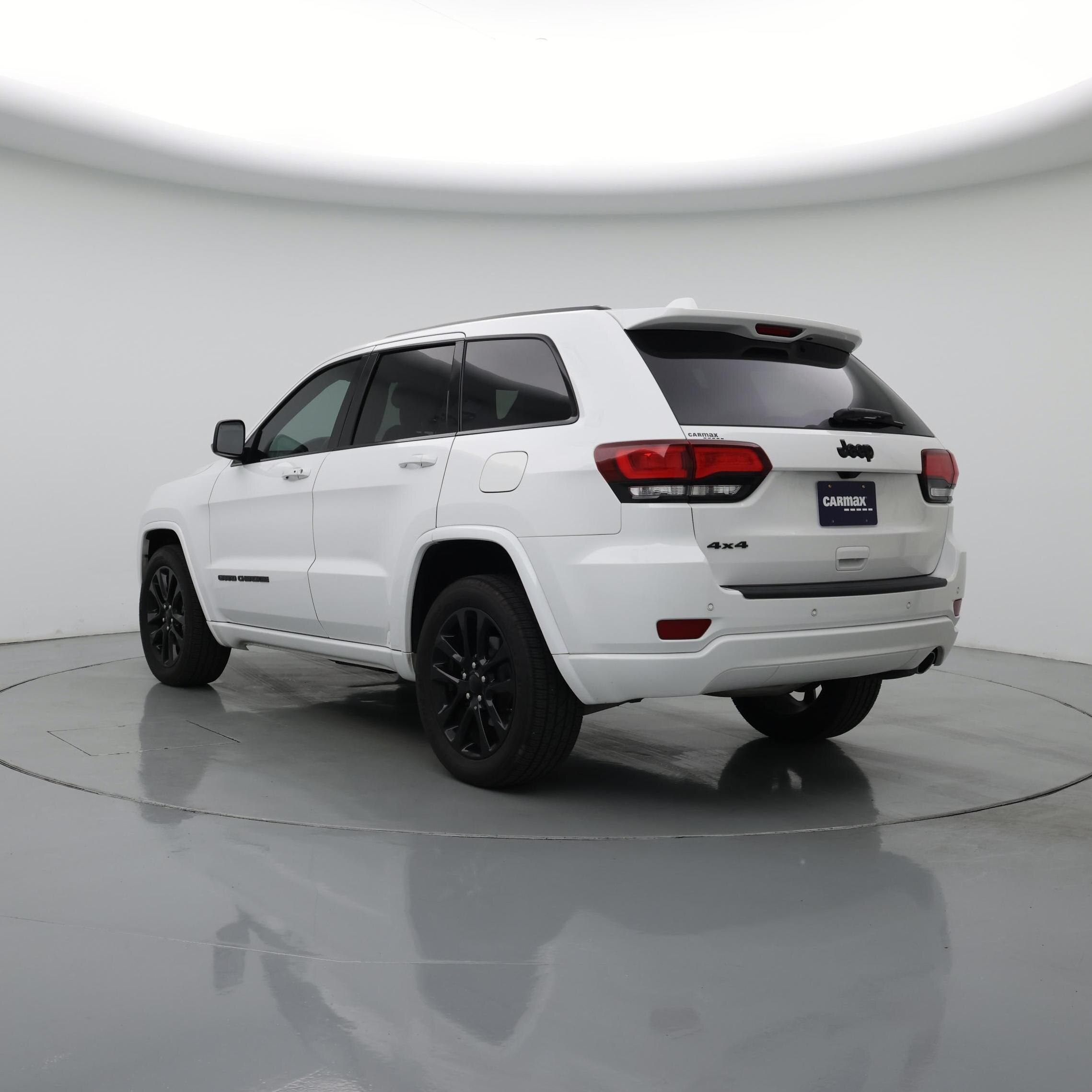 Thumbnail: 2020 Jeep Grand Cherokee - 2