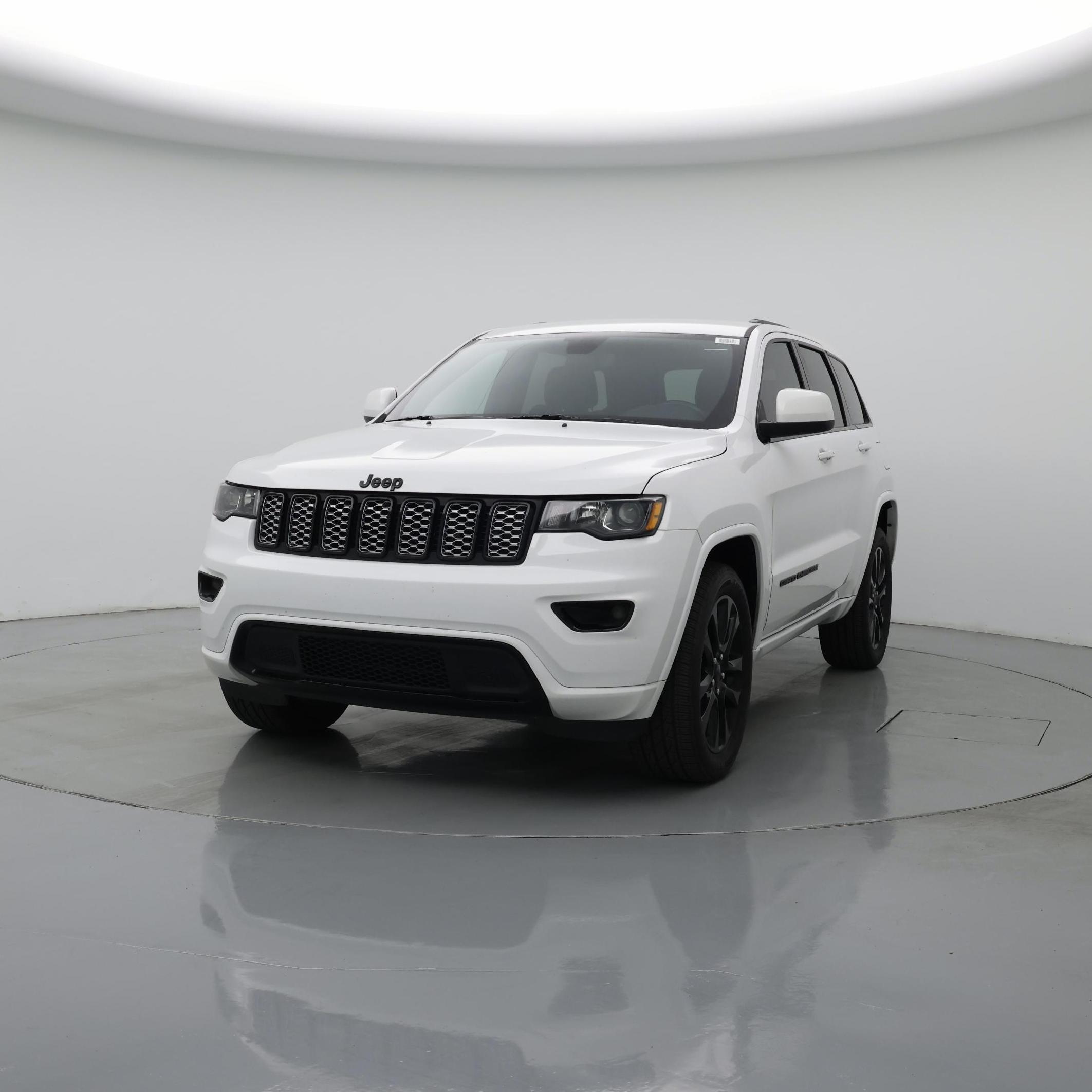 Thumbnail: 2020 Jeep Grand Cherokee - 4