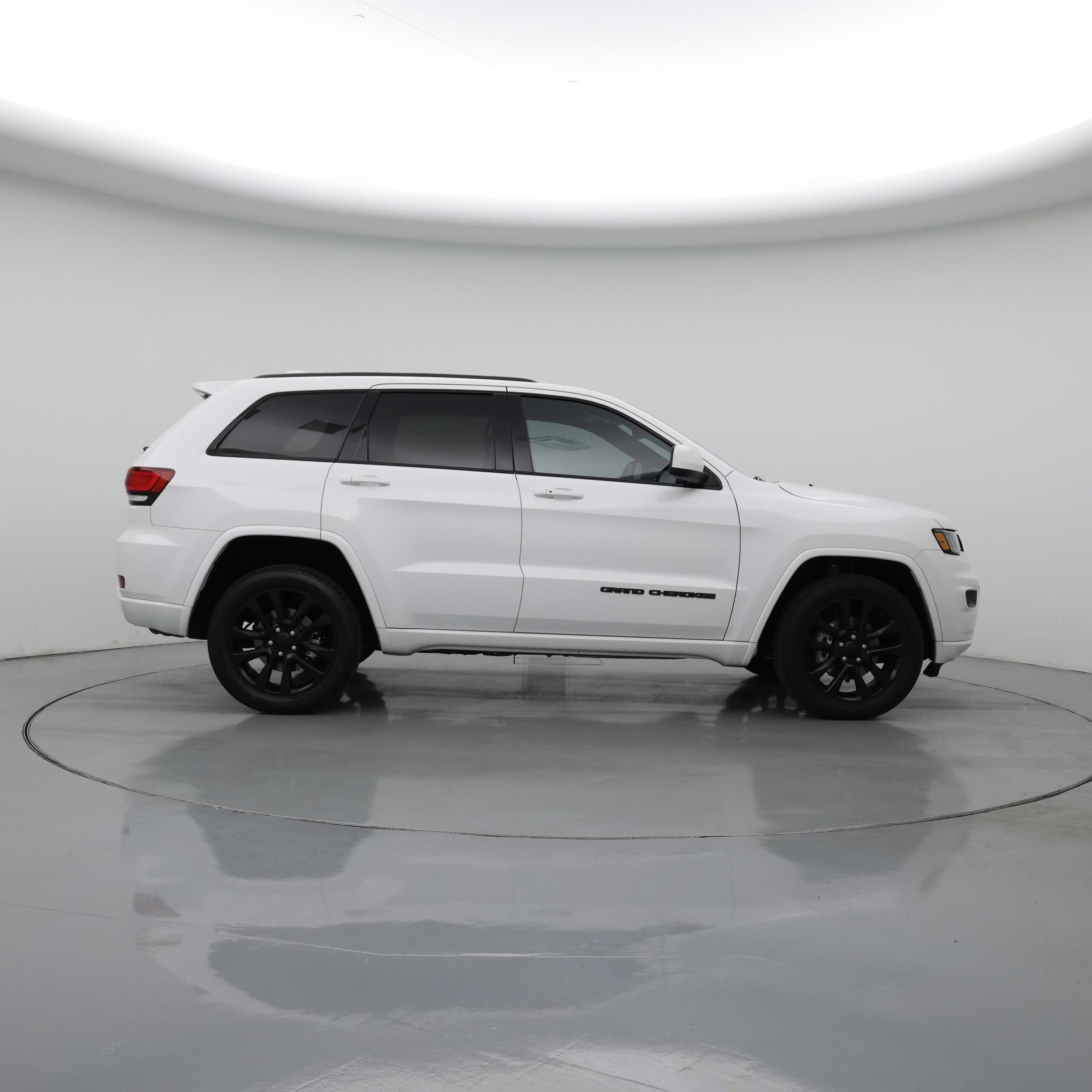 Thumbnail: 2020 Jeep Grand Cherokee - 7