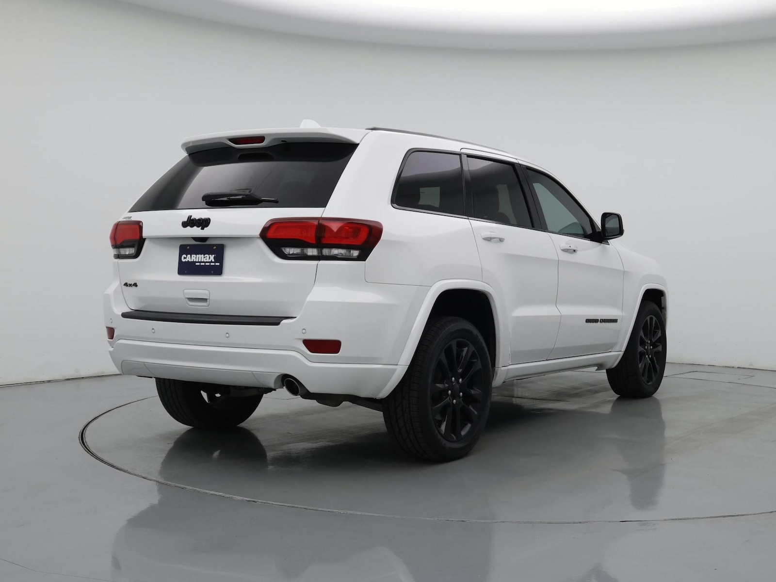 2020 Jeep Grand Cherokee Altitude - Photo 9