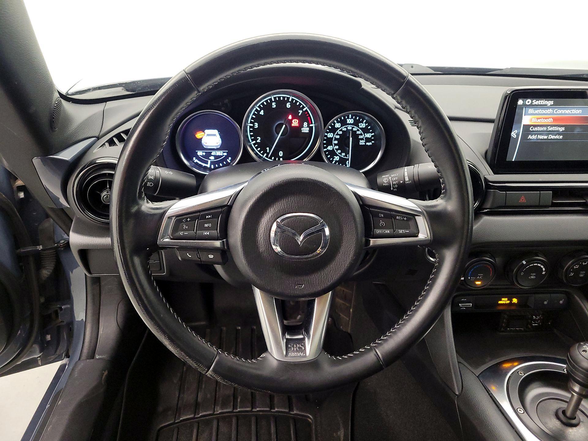 Thumbnail: 2020 Mazda MX-5 Miata - 10