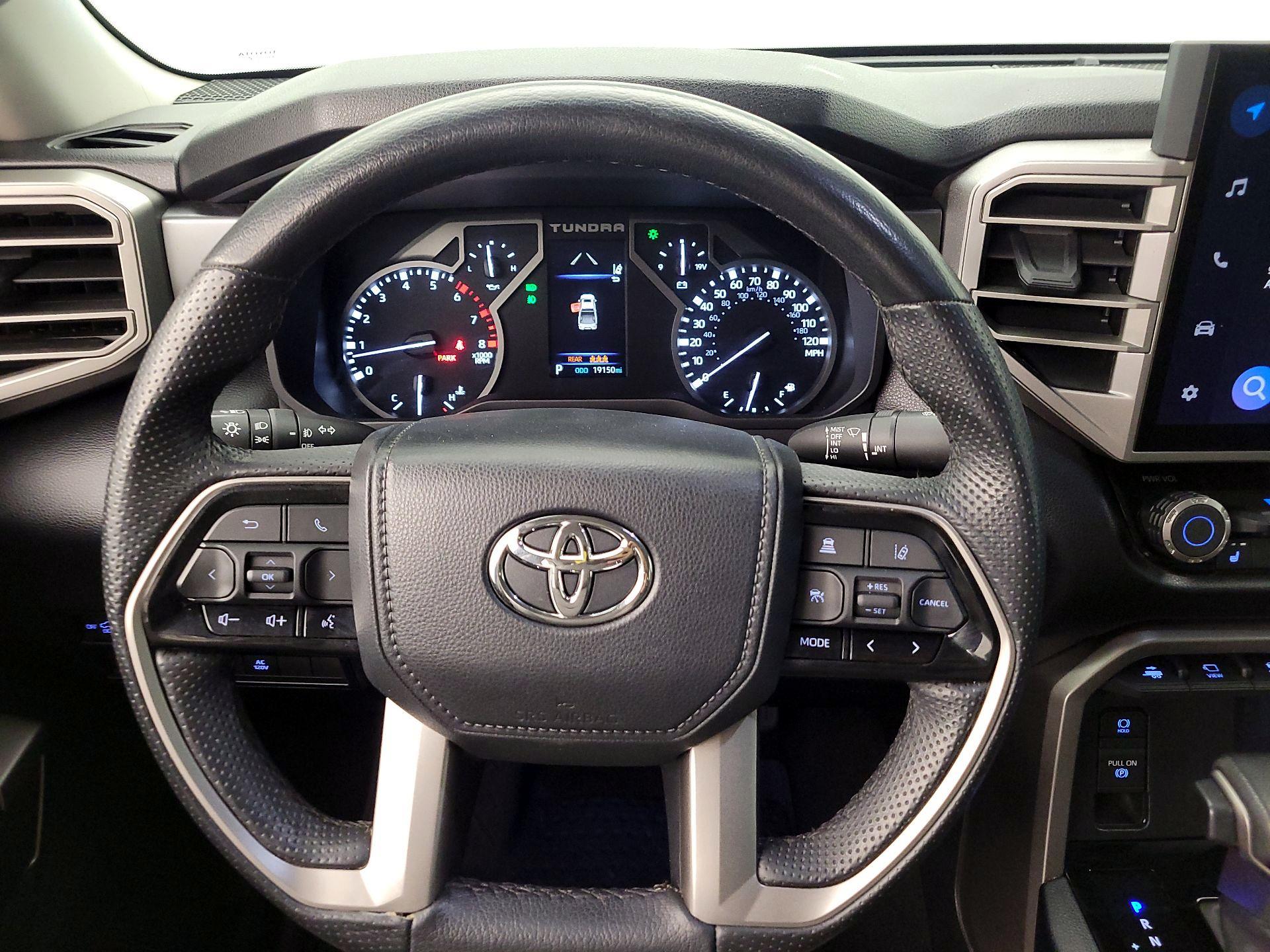 Thumbnail: 2024 Toyota Tundra - 10