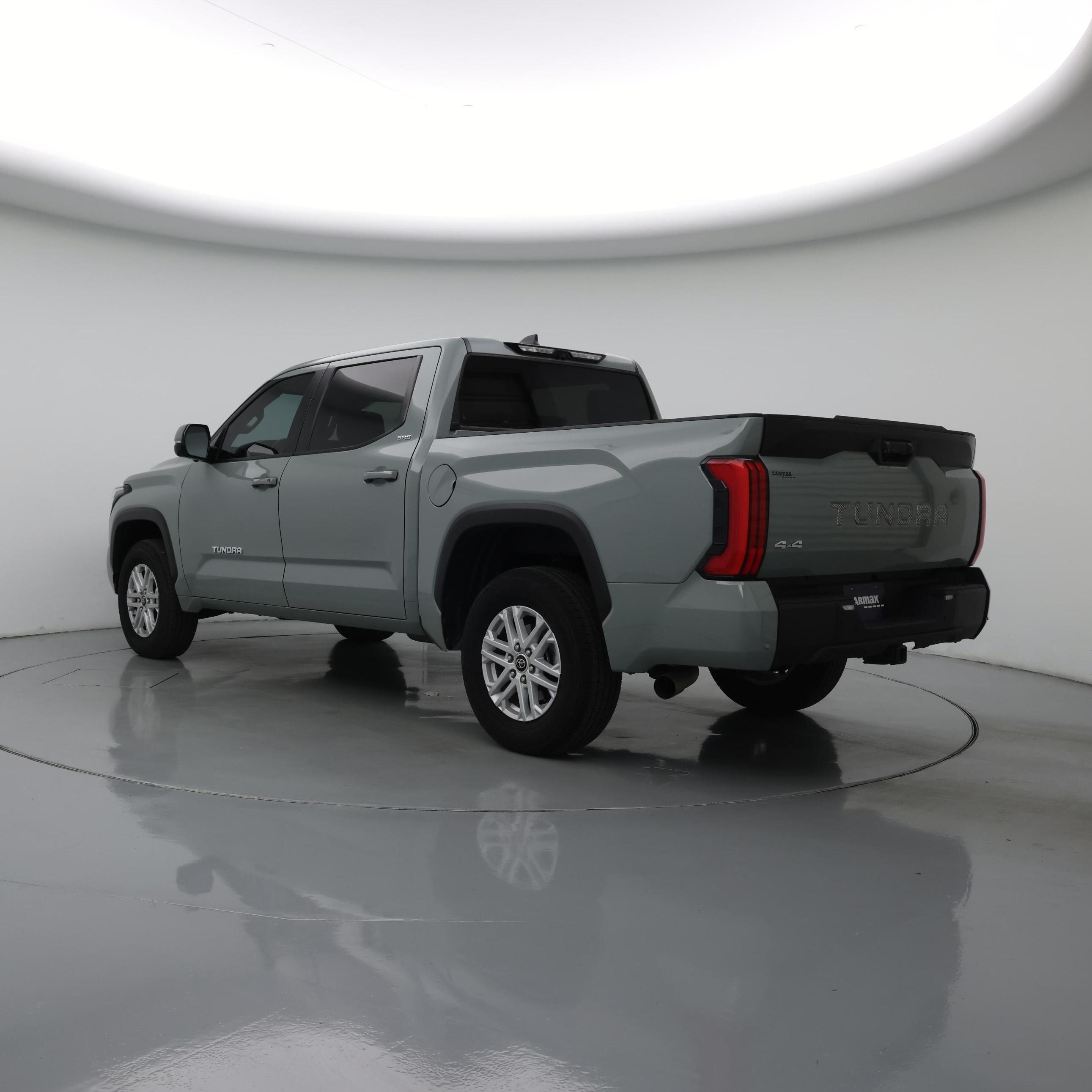 Thumbnail: 2024 Toyota Tundra - 2