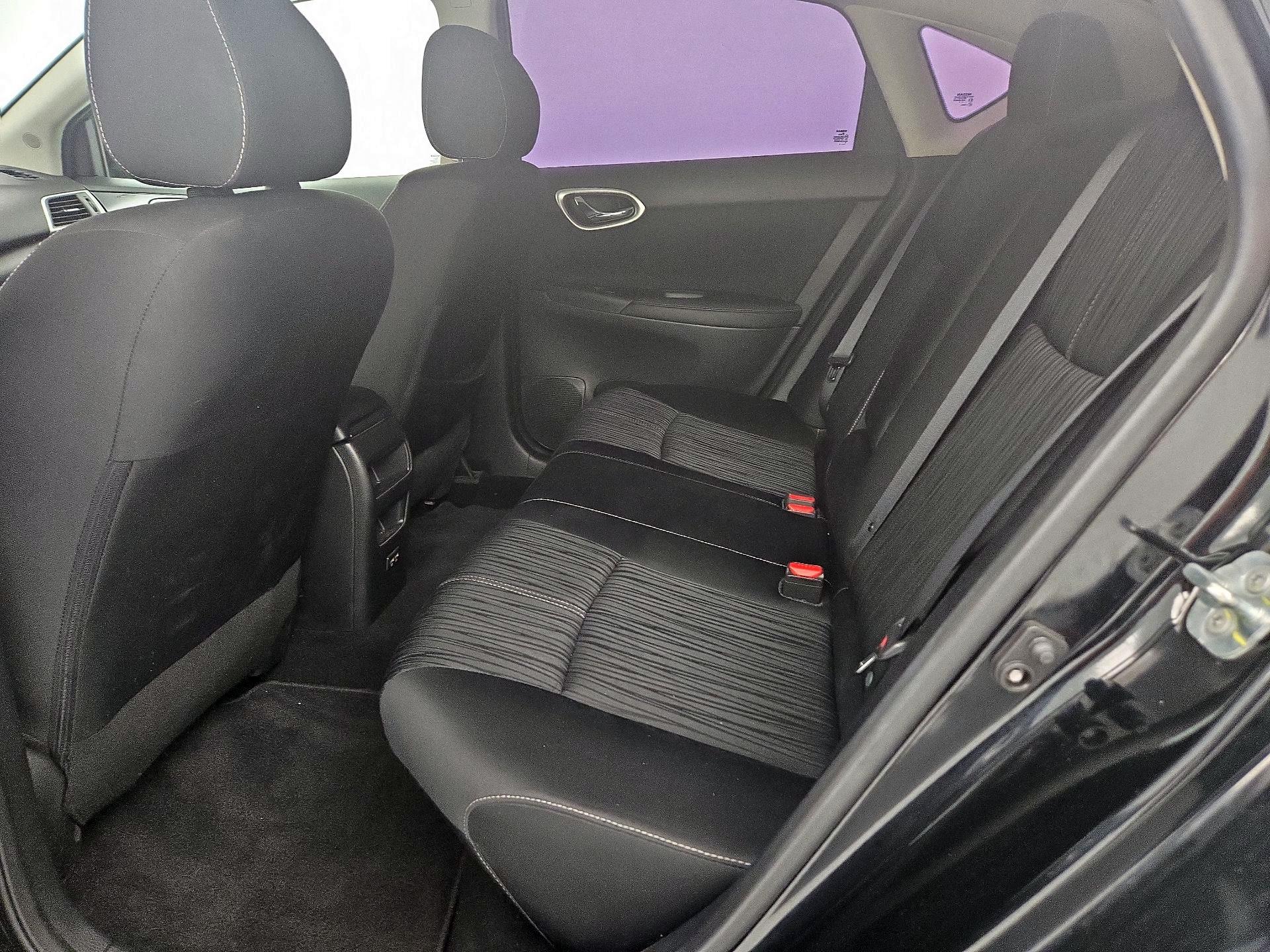 Thumbnail: 2018 Nissan Sentra - 19