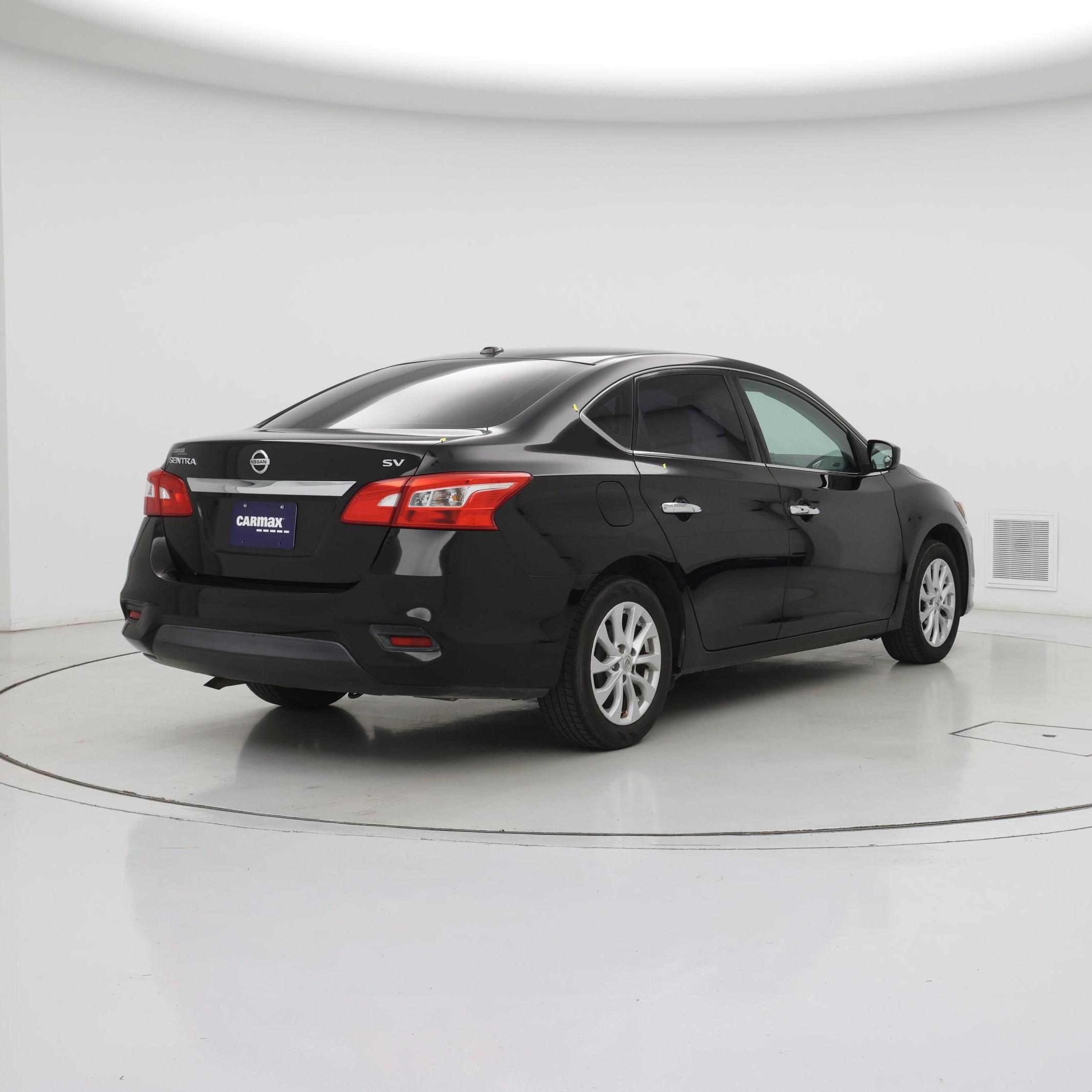 Thumbnail: 2018 Nissan Sentra - 8