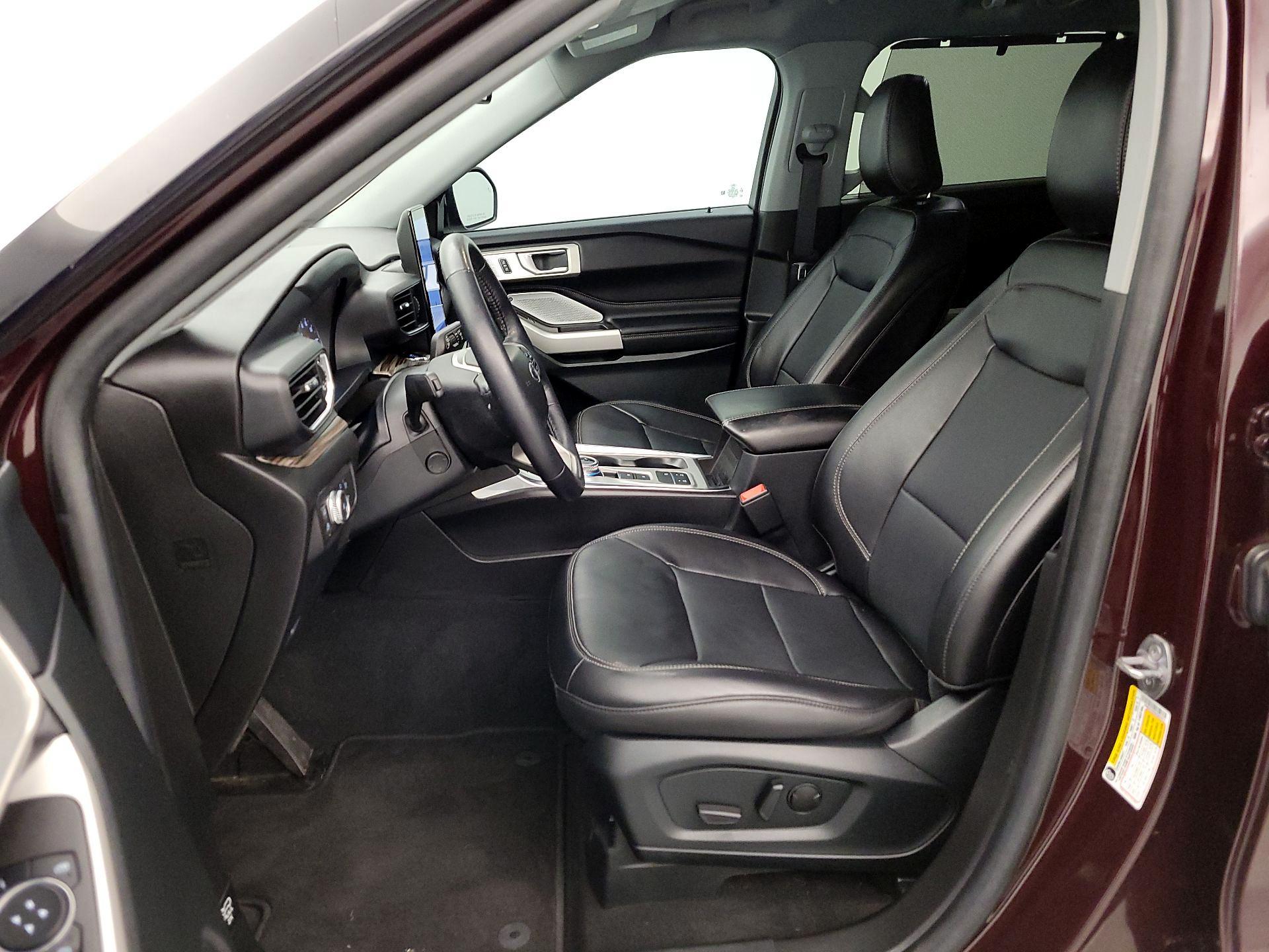 Thumbnail: 2023 Ford Explorer - 11