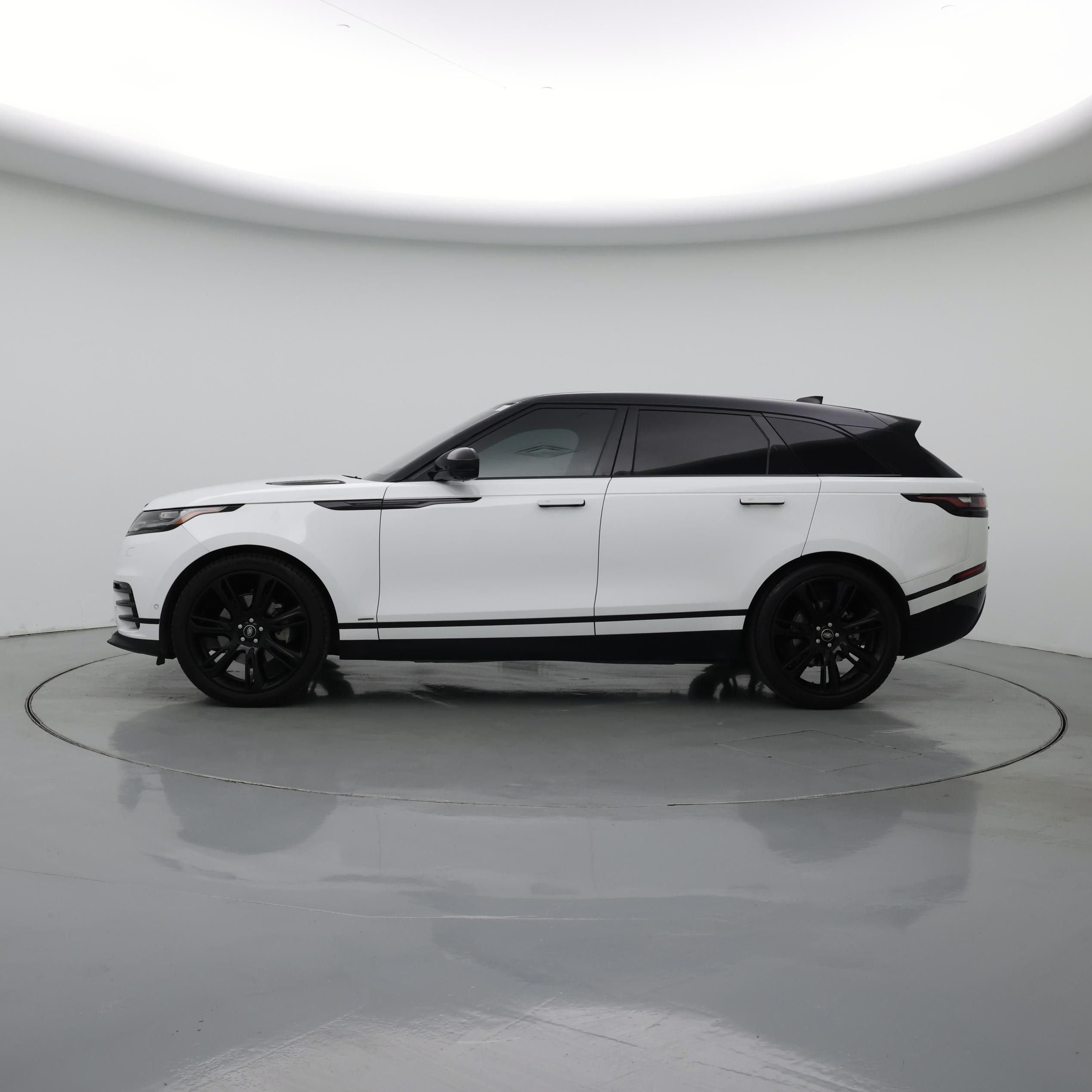 Thumbnail: 2021 Land Rover Range Rover Velar - 3