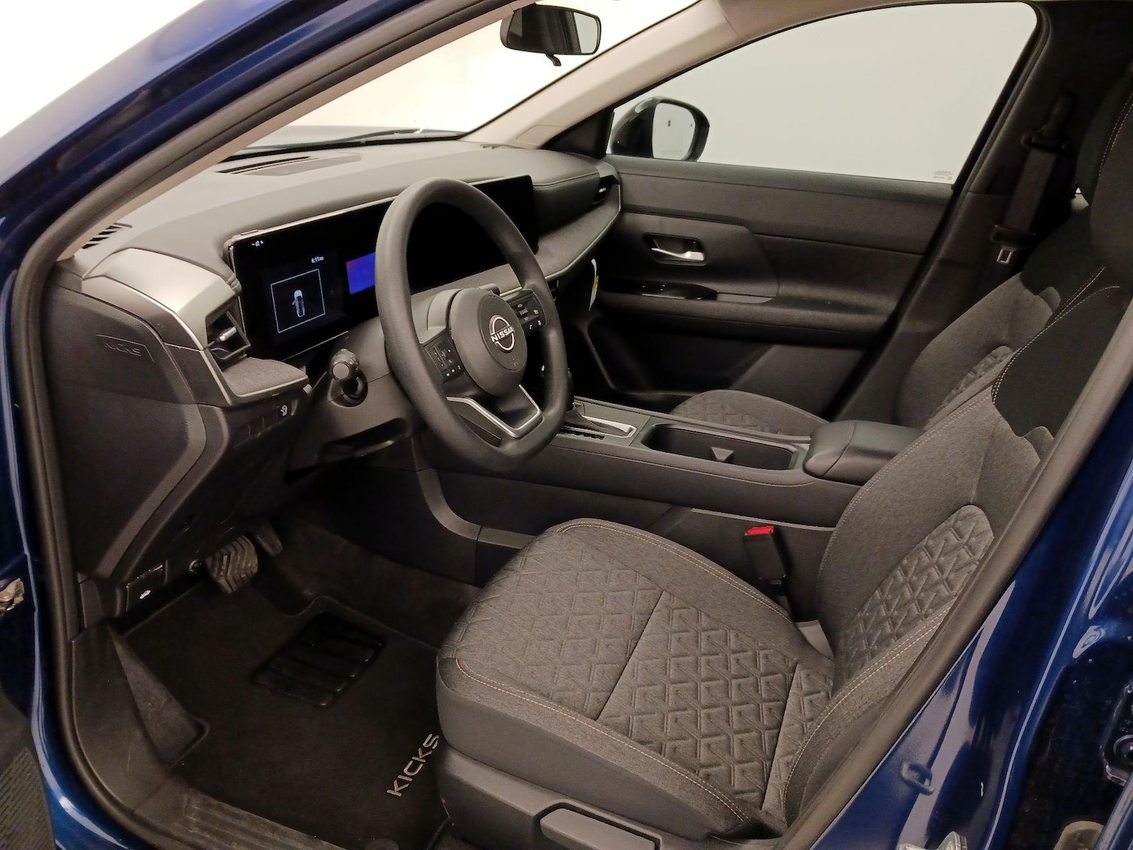 2026 Nissan KICKS SV - Photo 12