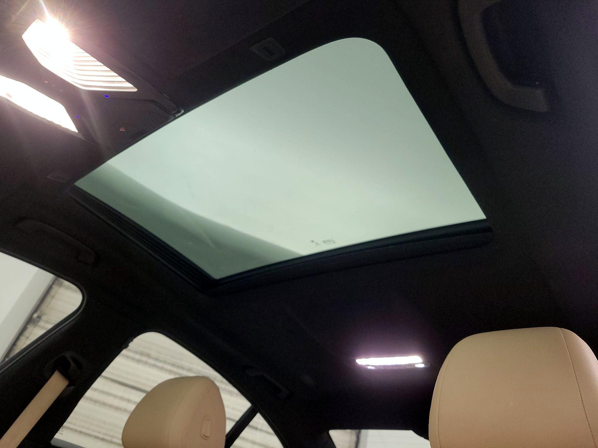 Thumbnail: 2019 BMW 5 Series - 20