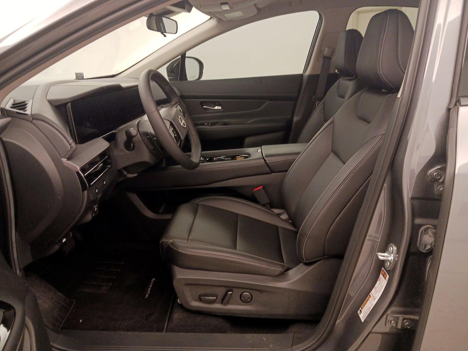 2025 Nissan Murano SV - Photo 12
