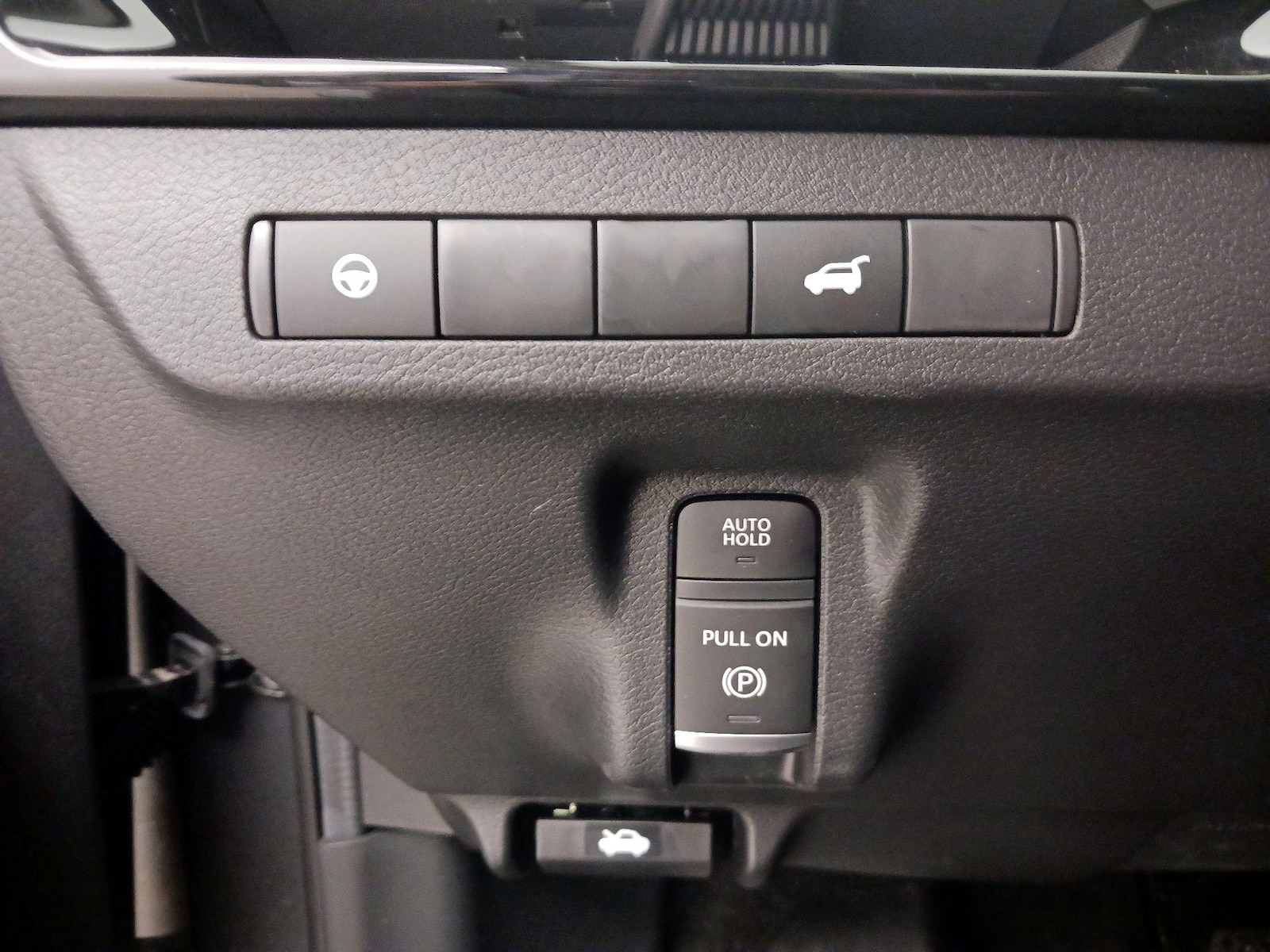 2025 Nissan Murano SV - Photo 14