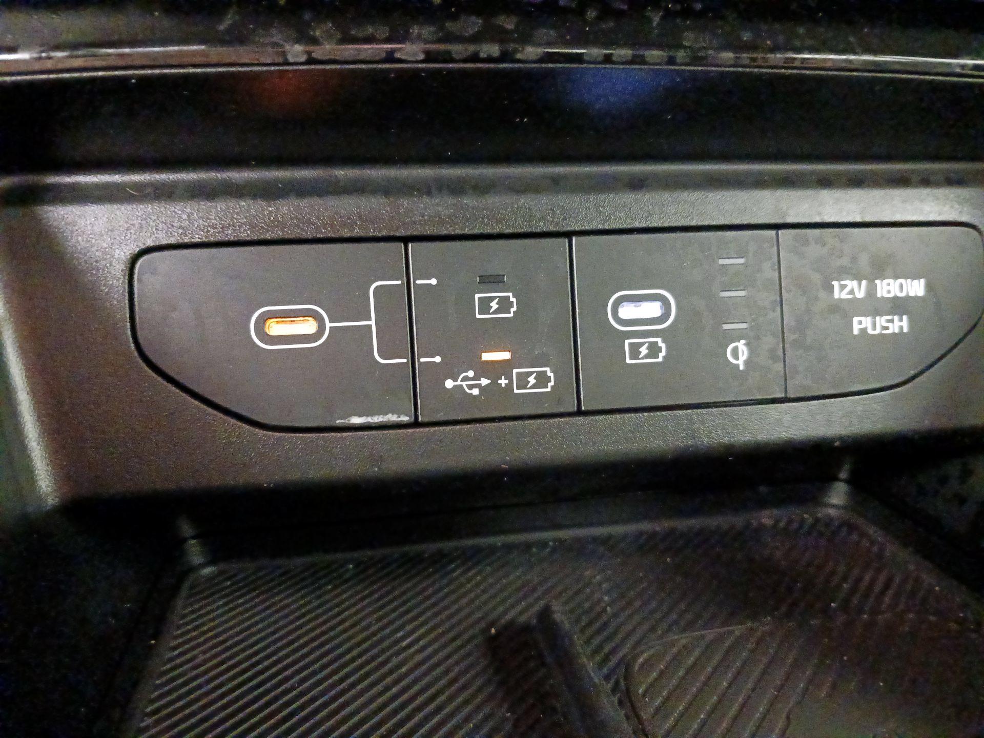 Thumbnail: 2025 Kia K5 - 19