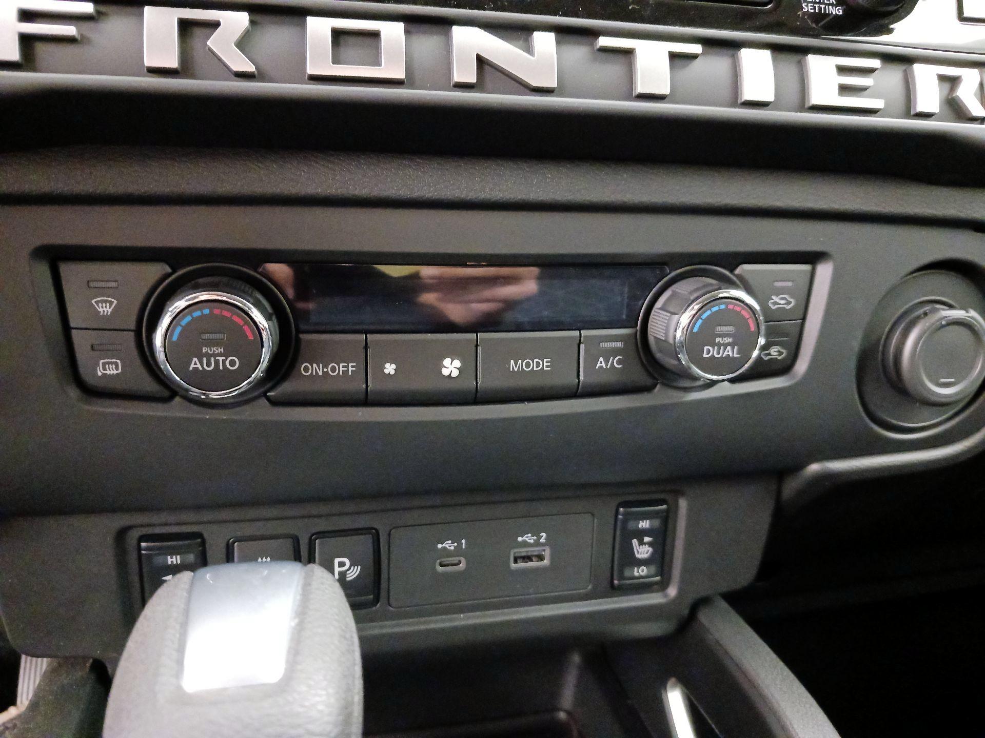 Thumbnail: 2026 Nissan Frontier - 16