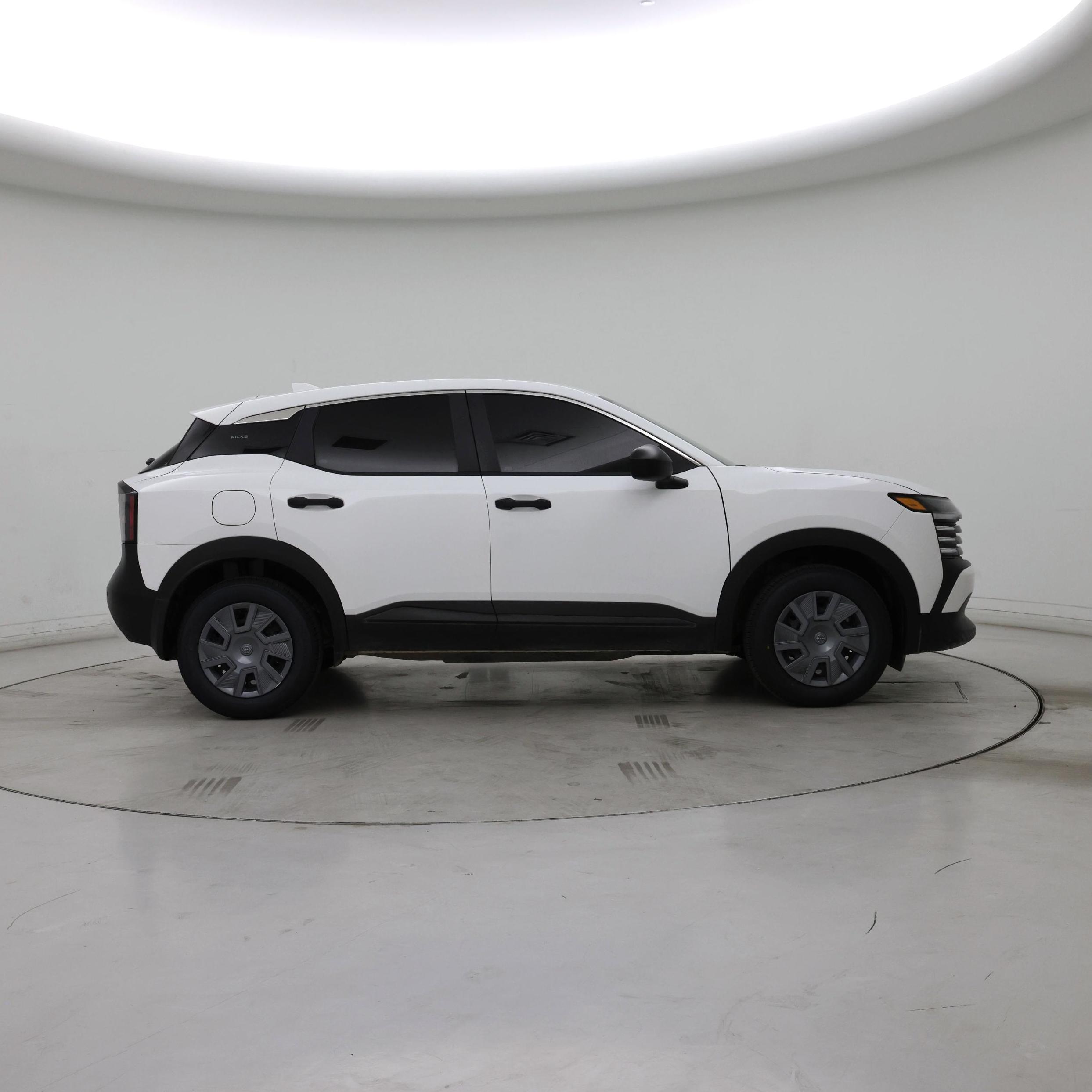 Thumbnail: 2025 Nissan Kicks - 7