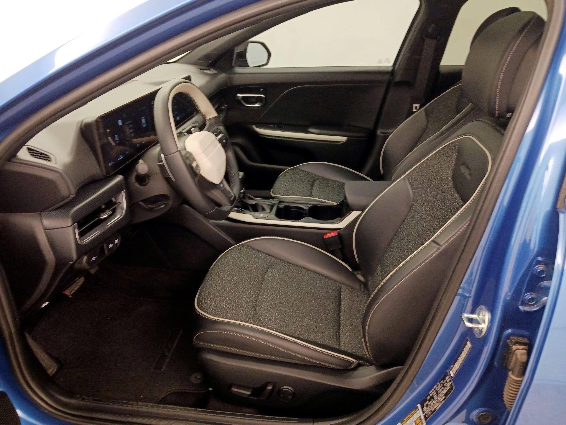 Thumbnail: 2025 Kia K4 - 11