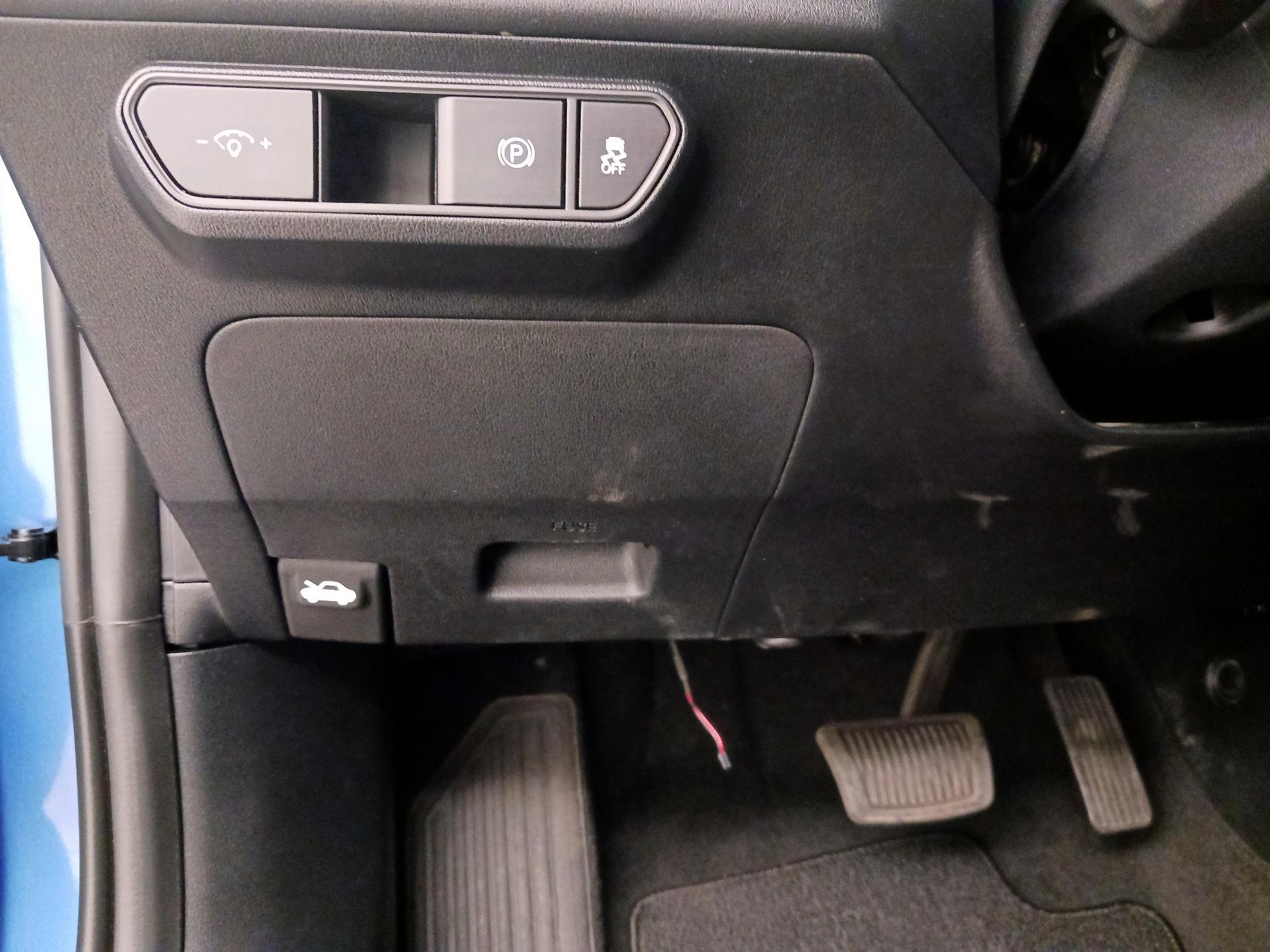 Thumbnail: 2025 Kia K4 - 13