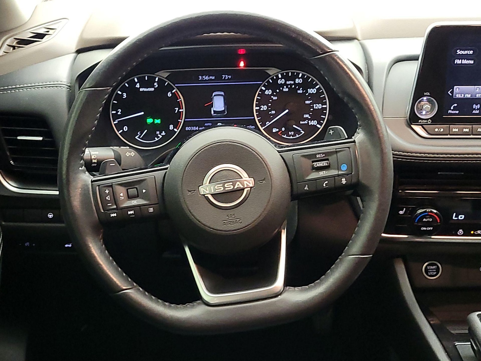 2023 Nissan Rogue SV - Photo 11