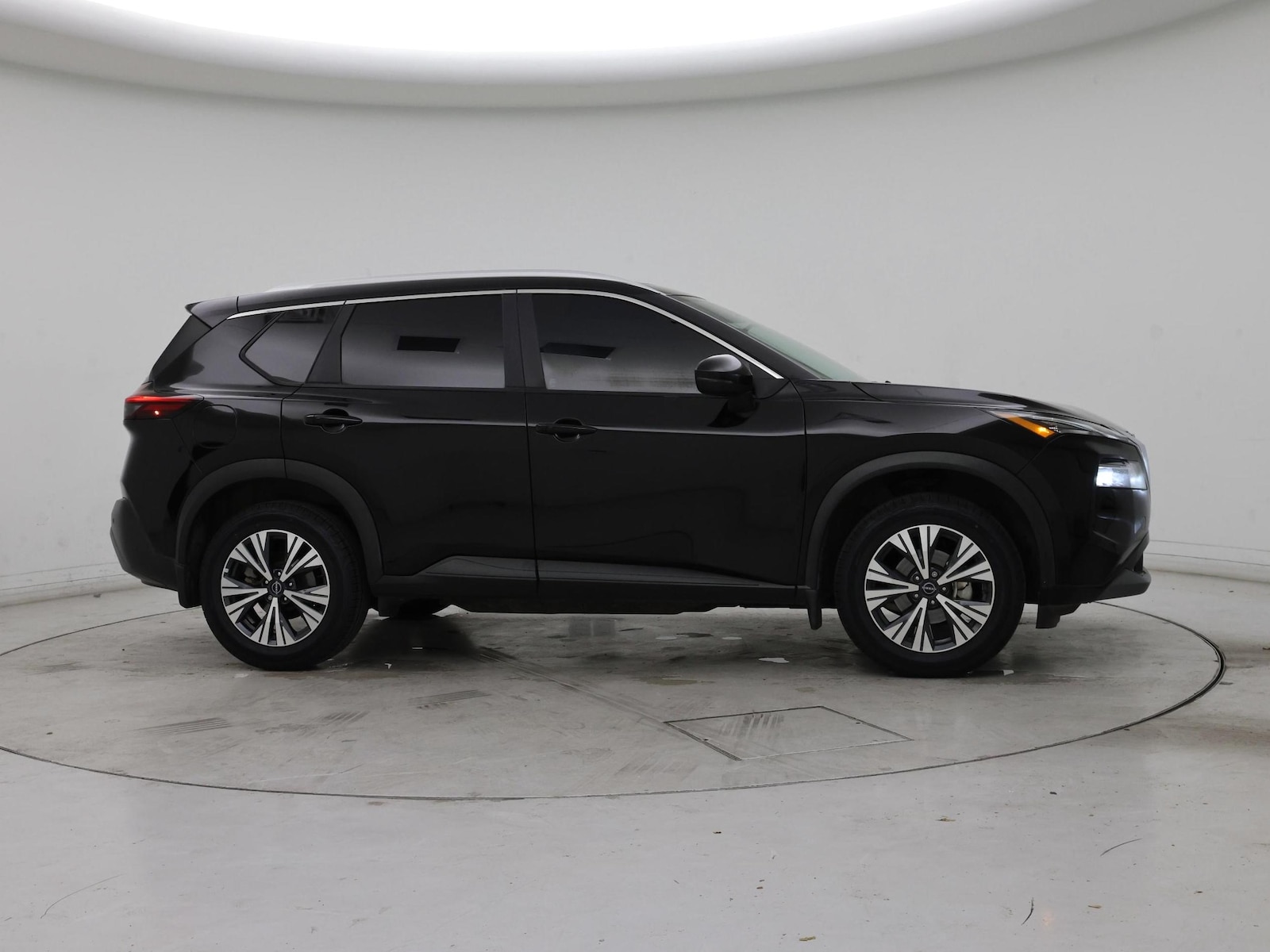 2023 Nissan Rogue SV - Photo 8