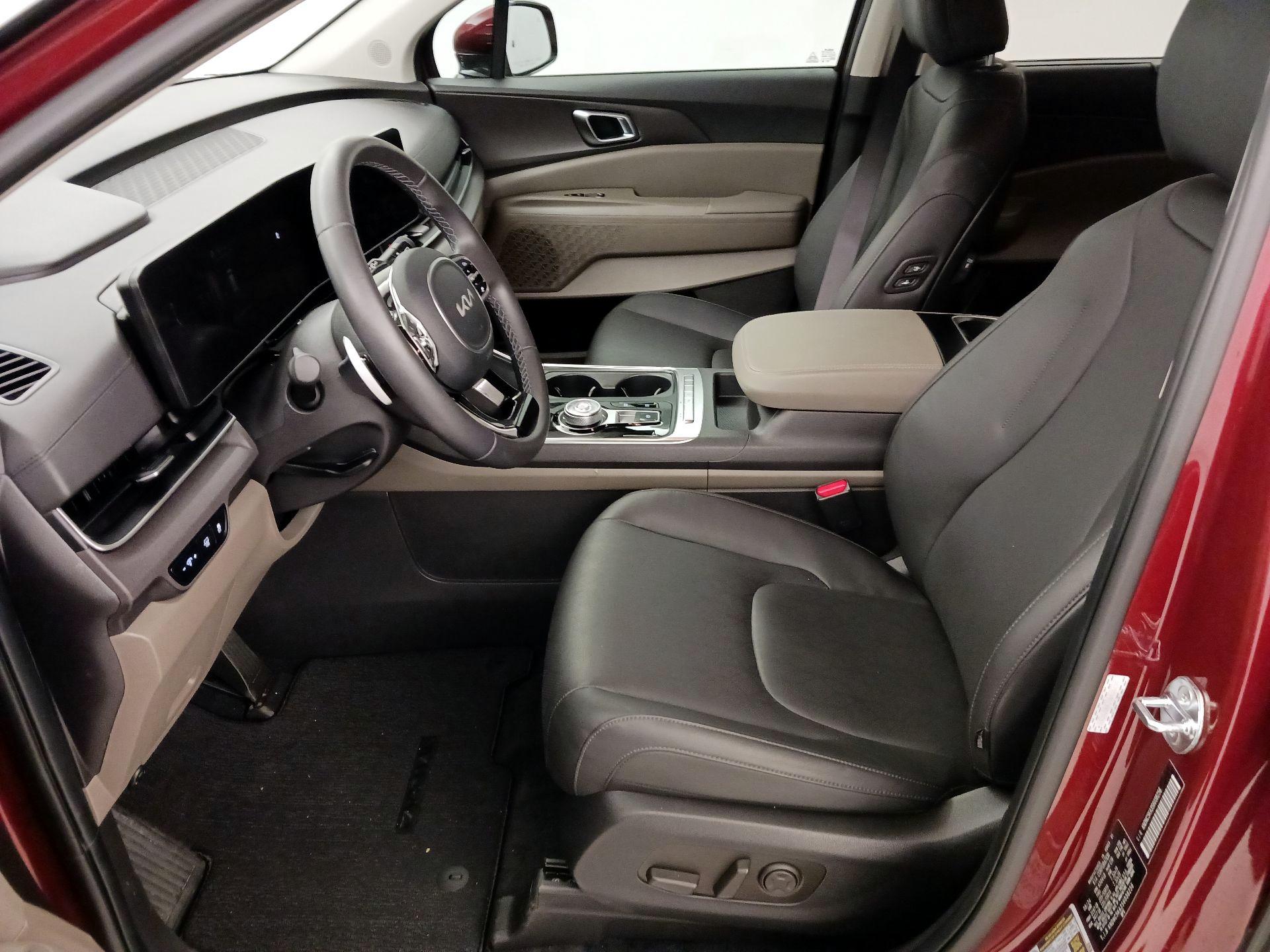 Thumbnail: 2025 Kia Carnival - 11