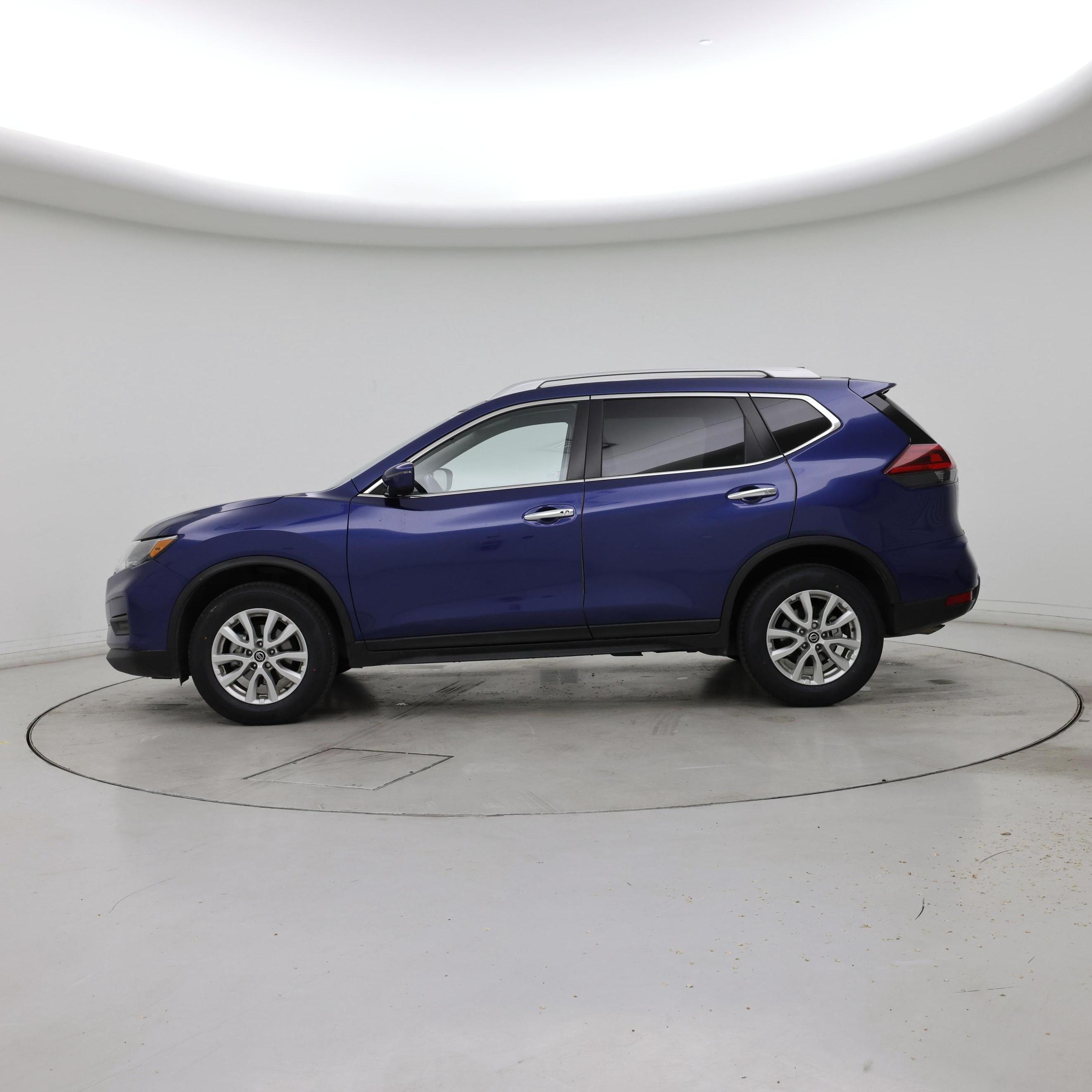 Thumbnail: 2020 Nissan Rogue - 3