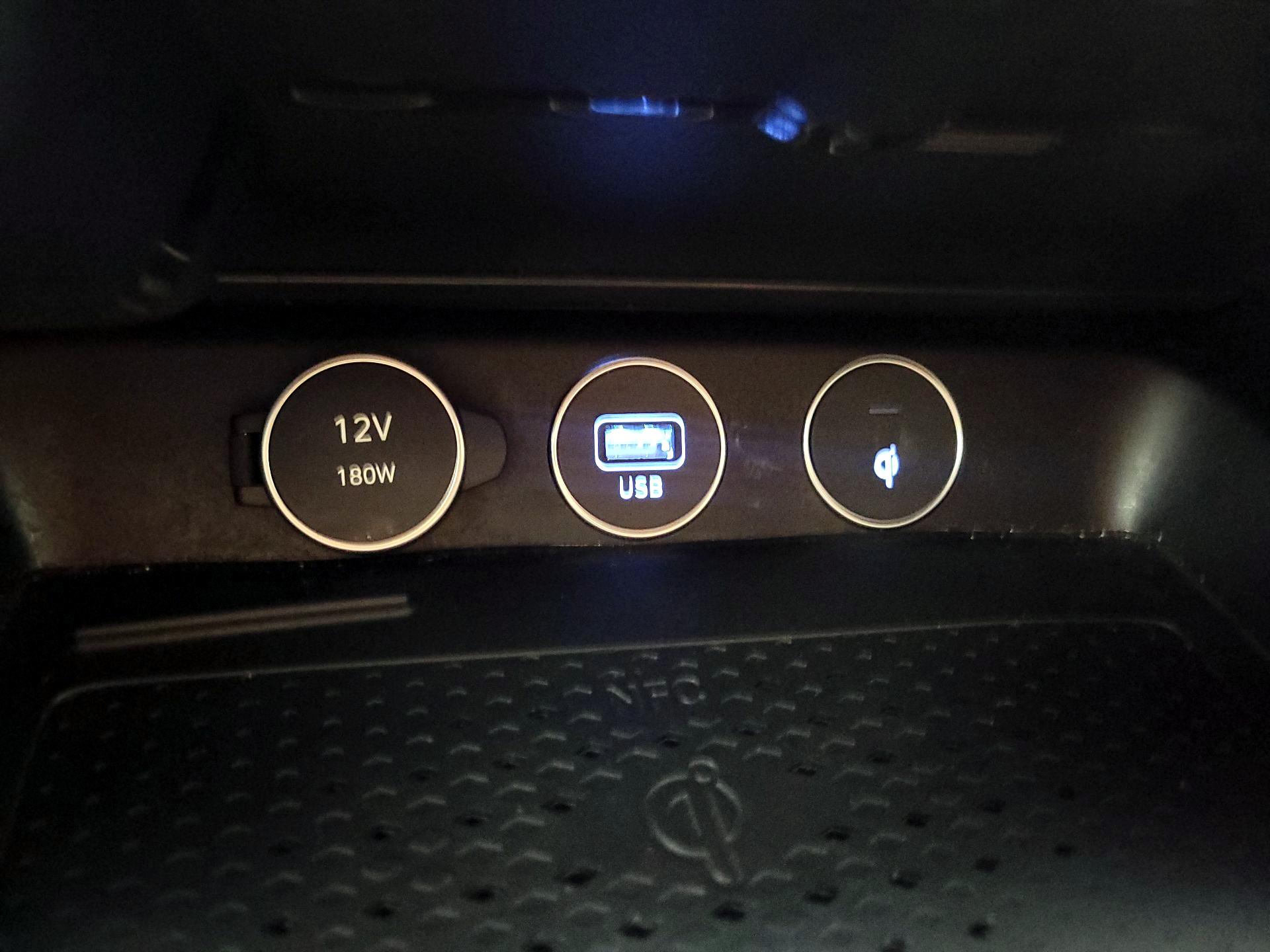 Thumbnail: 2023 Genesis G70 - 19