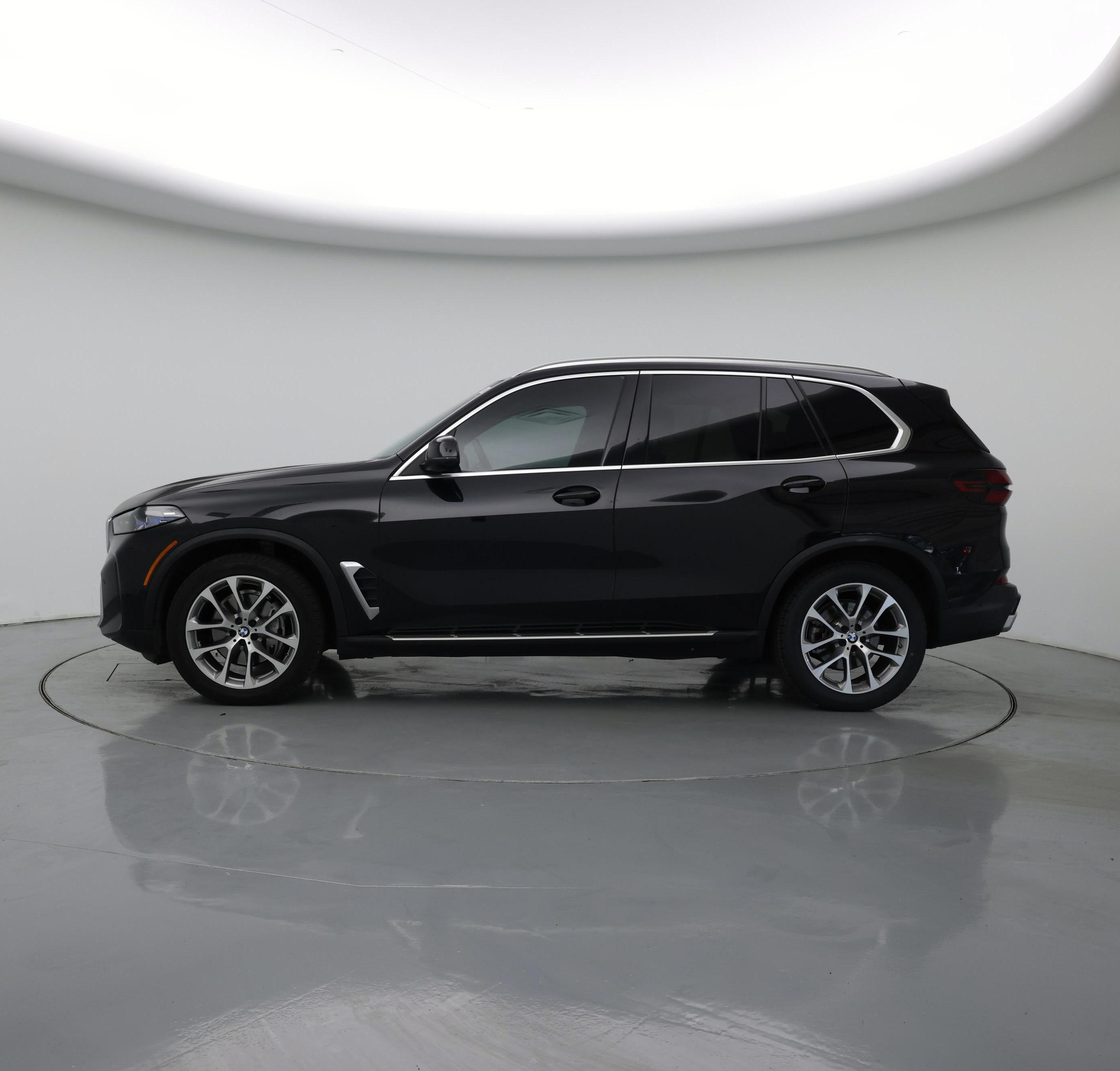 Thumbnail: 2024 BMW X5 - 3