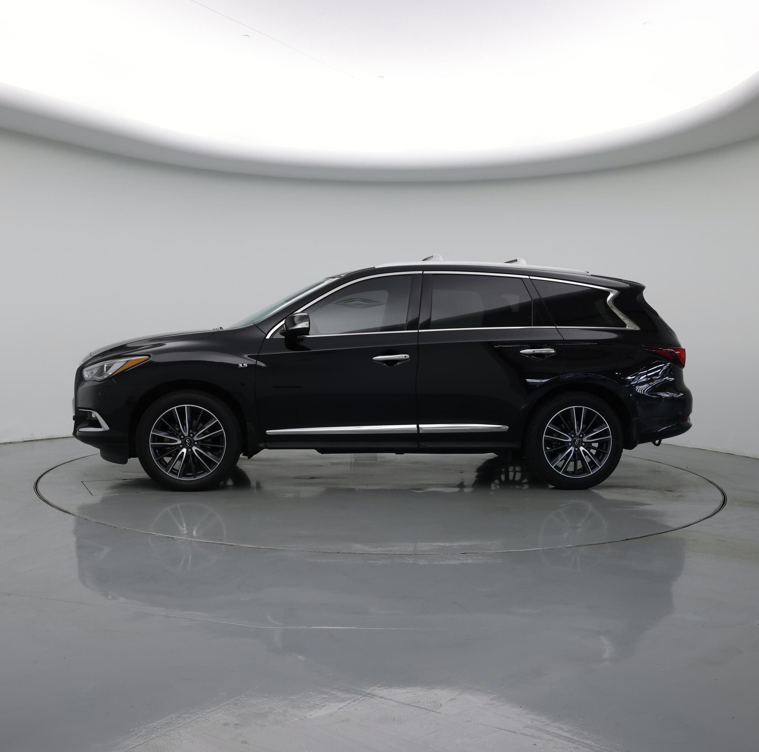 Thumbnail: 2017 INFINITI QX60 - 3
