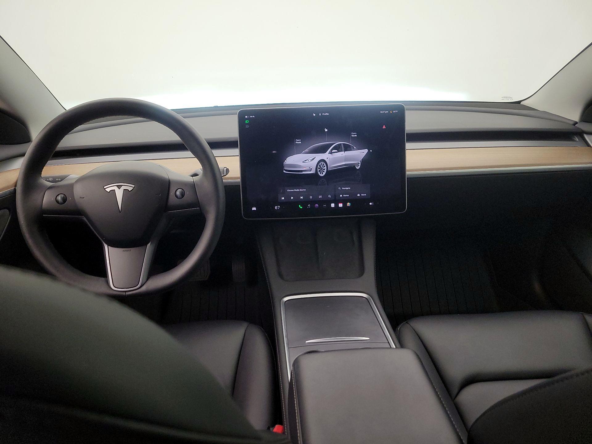 Thumbnail: 2023 Tesla Model 3 - 9