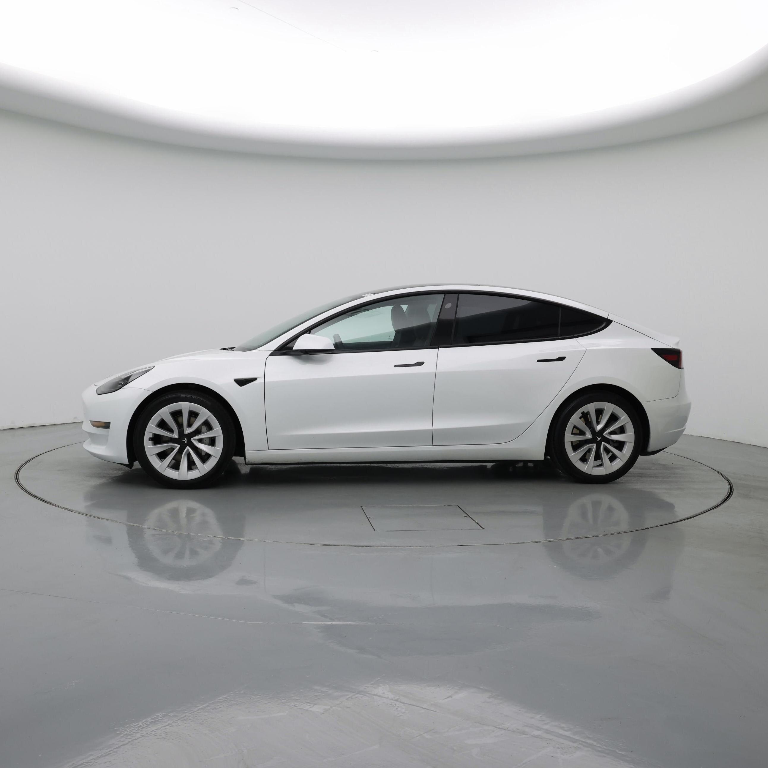Thumbnail: 2023 Tesla Model 3 - 3