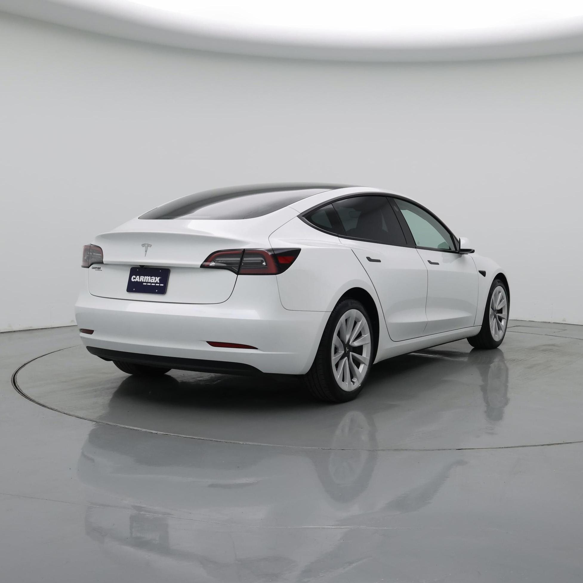 Thumbnail: 2023 Tesla Model 3 - 8