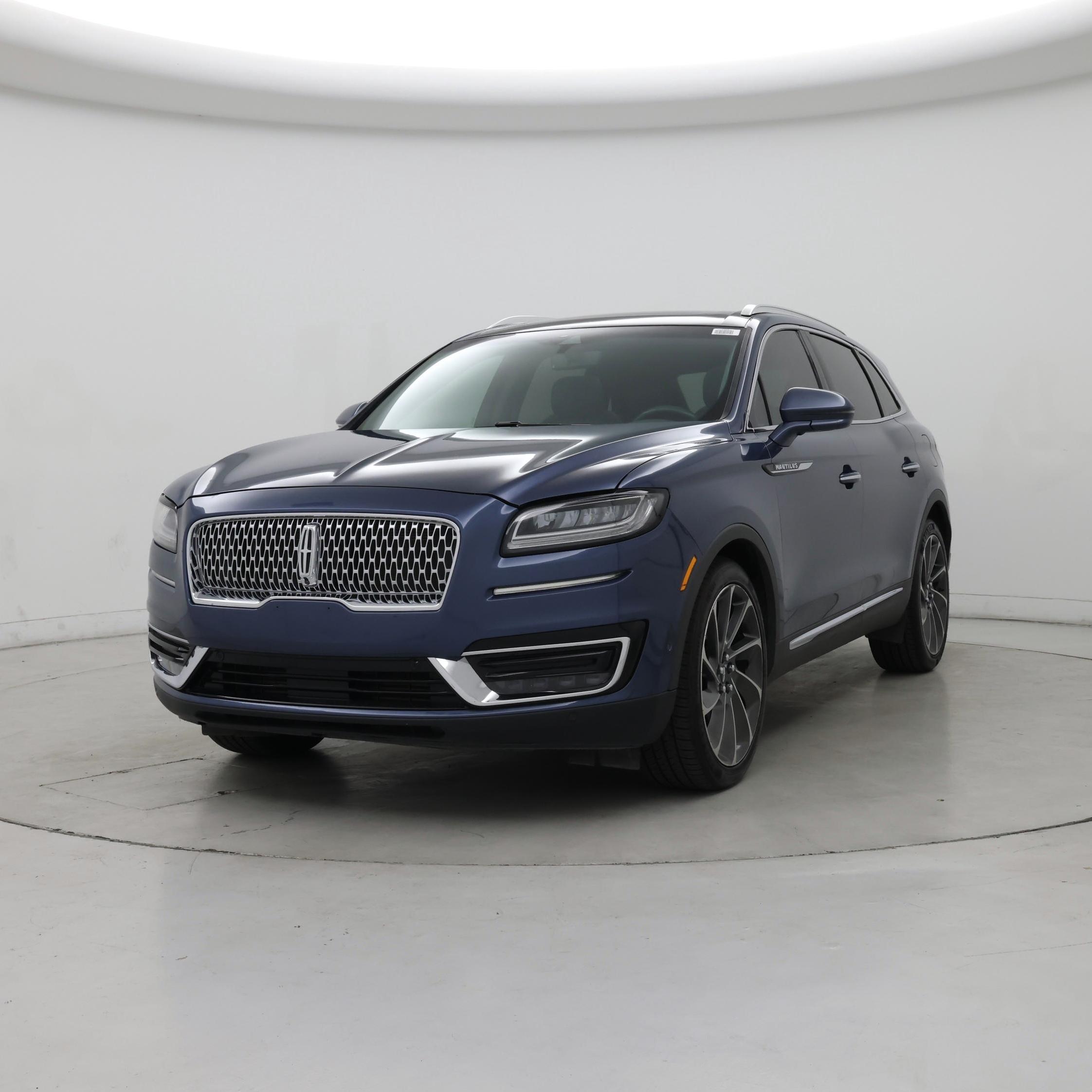Thumbnail: 2019 Lincoln Nautilus - 4