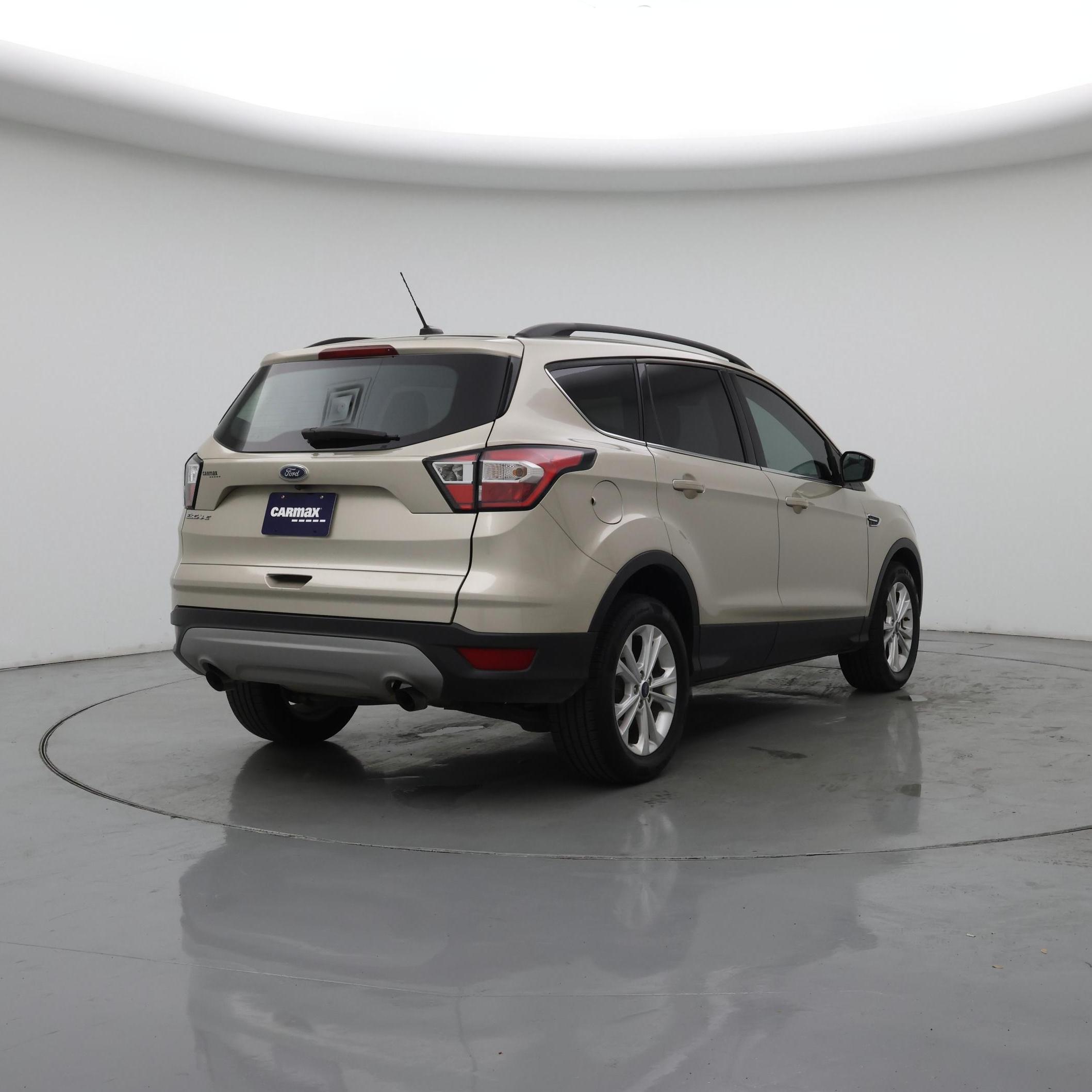 Thumbnail: 2018 Ford Escape - 8