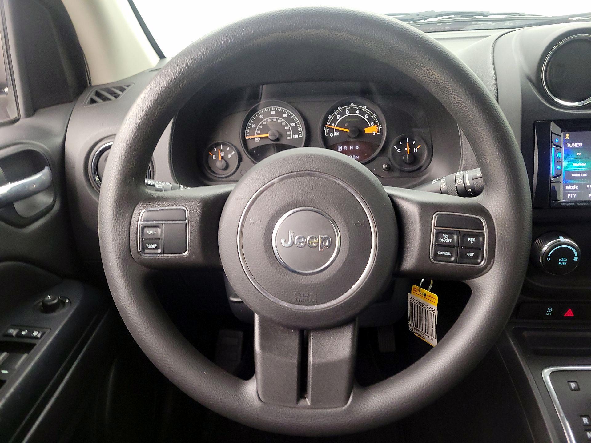 Thumbnail: 2014 Jeep Compass - 10