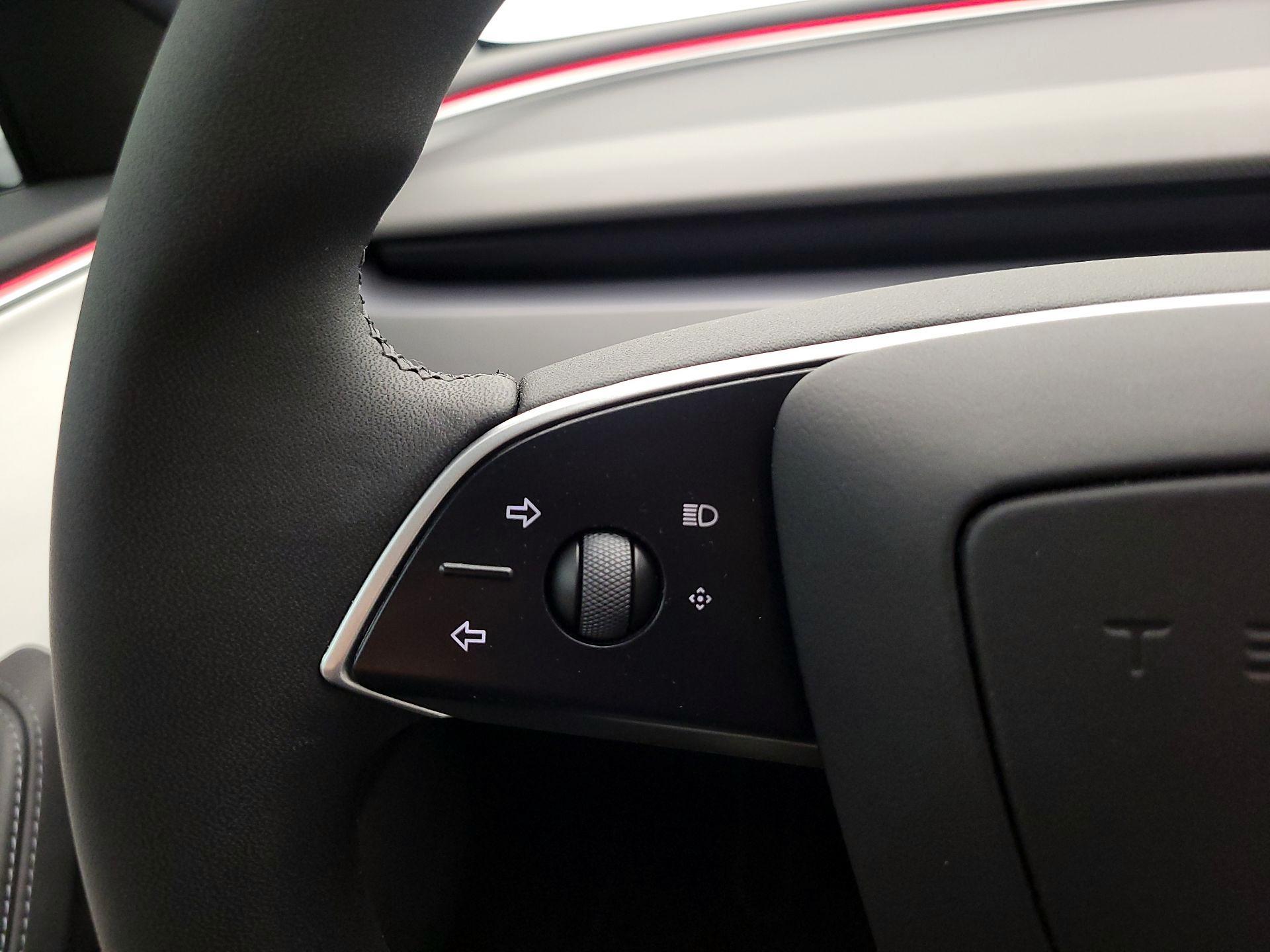 Thumbnail: 2025 Tesla Model 3 - 13