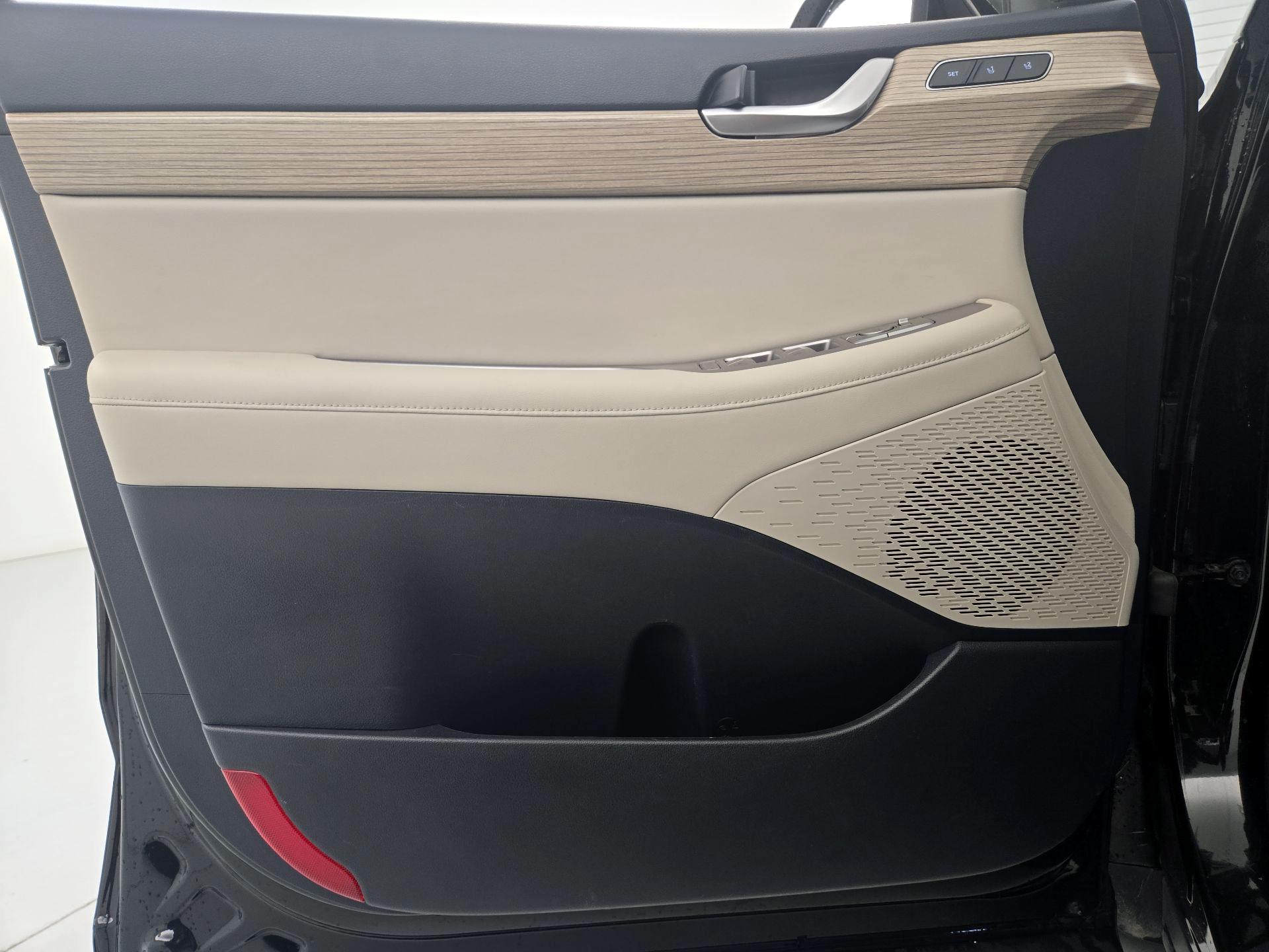 Thumbnail: 2021 Hyundai Palisade - 12