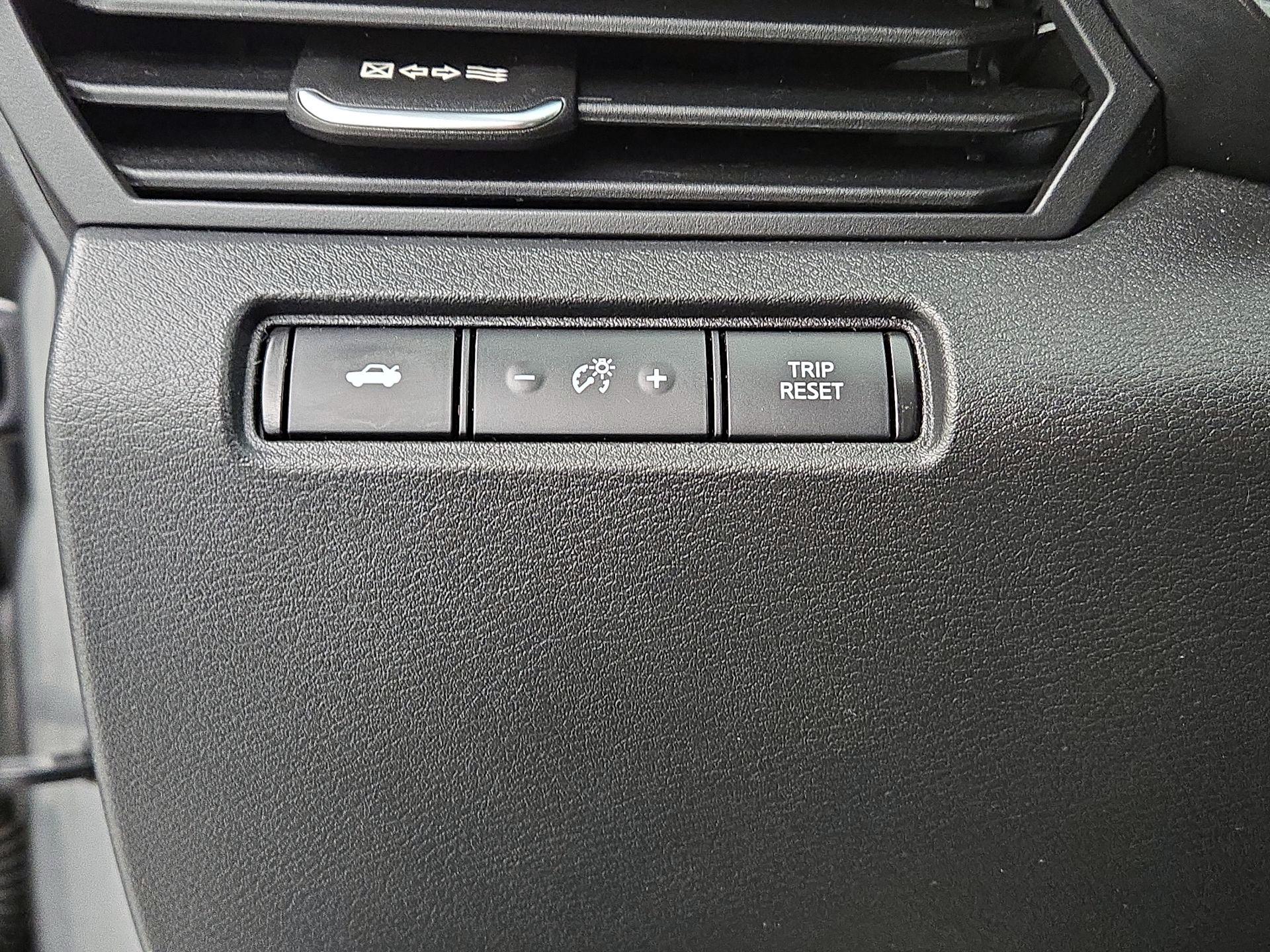 Thumbnail: 2022 Nissan Altima - 13