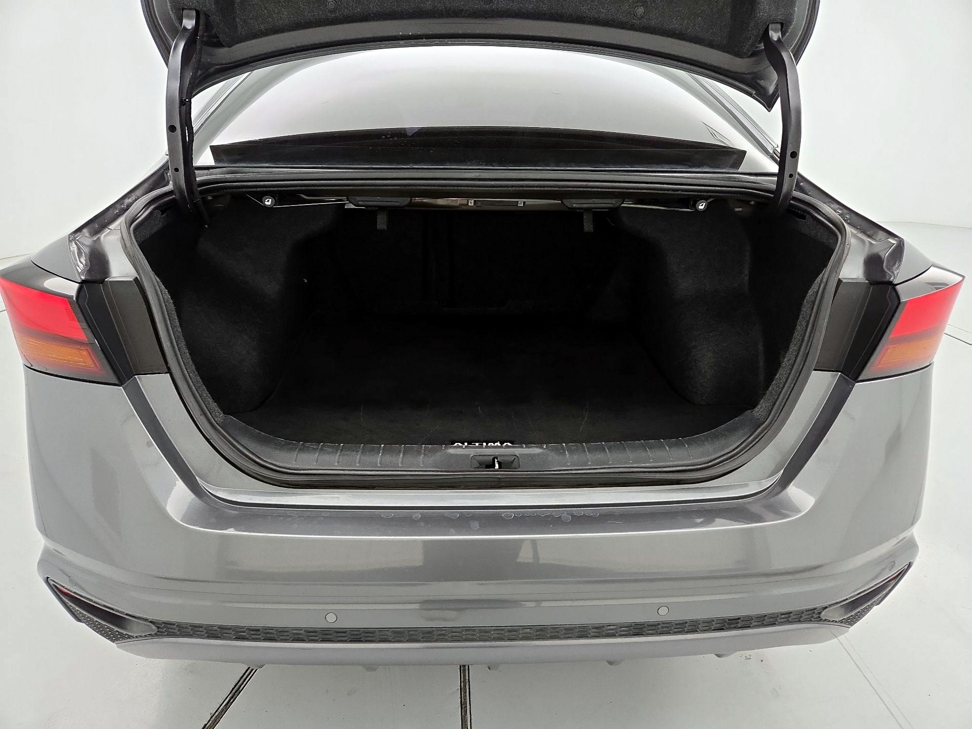 Thumbnail: 2022 Nissan Altima - 20