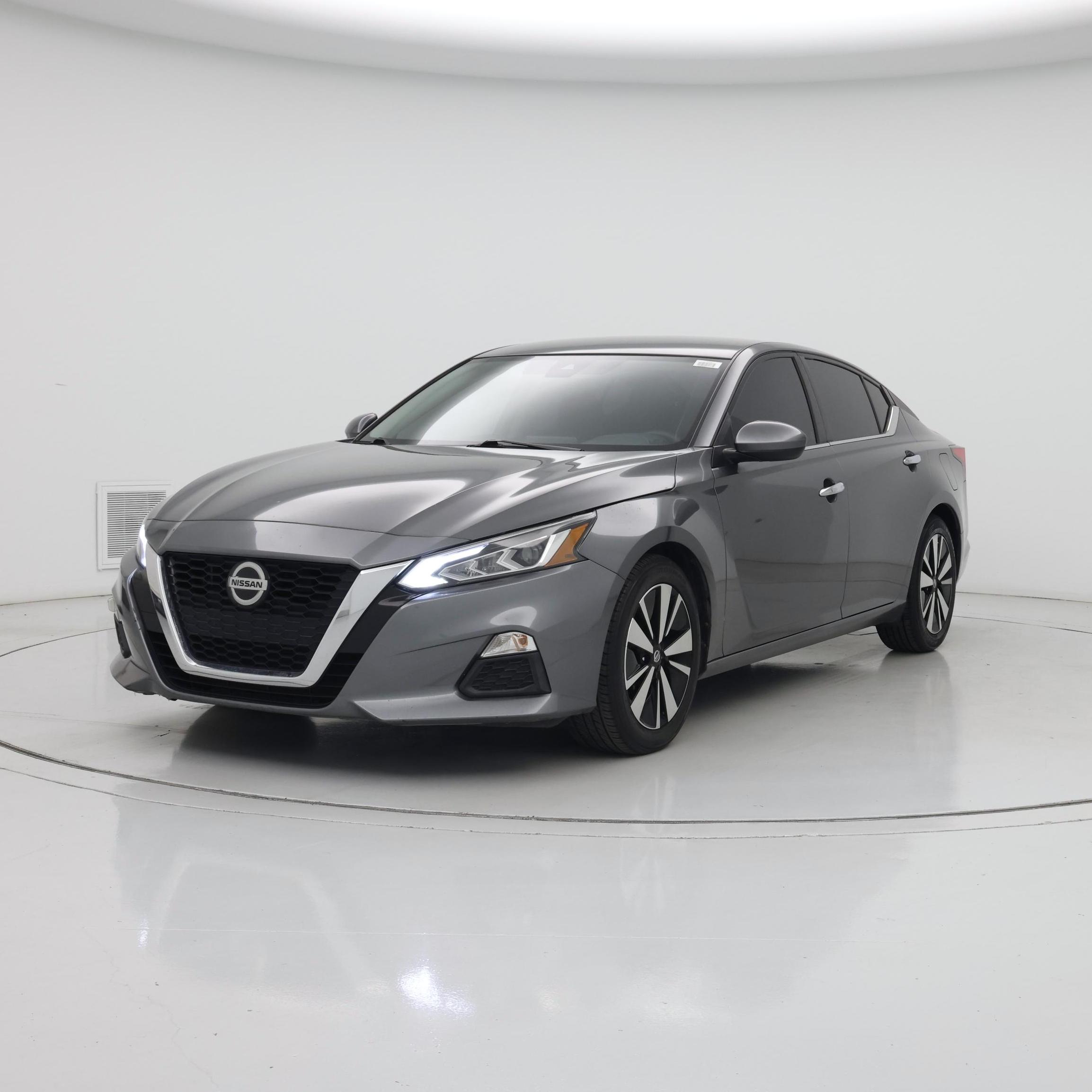 Thumbnail: 2022 Nissan Altima - 4