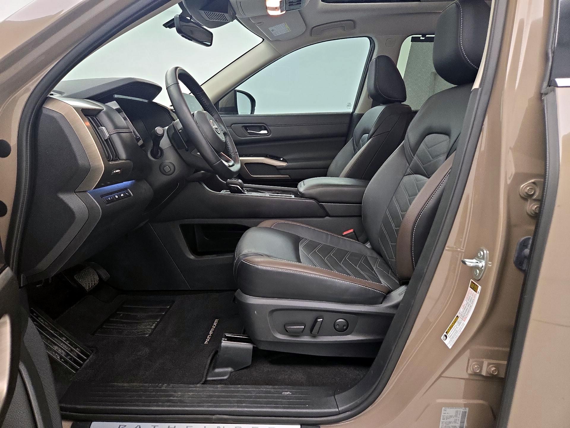 Thumbnail: 2024 Nissan Pathfinder - 11