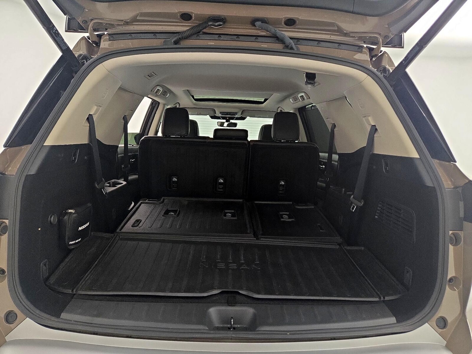 2024 Nissan Pathfinder Platinum - Photo 24